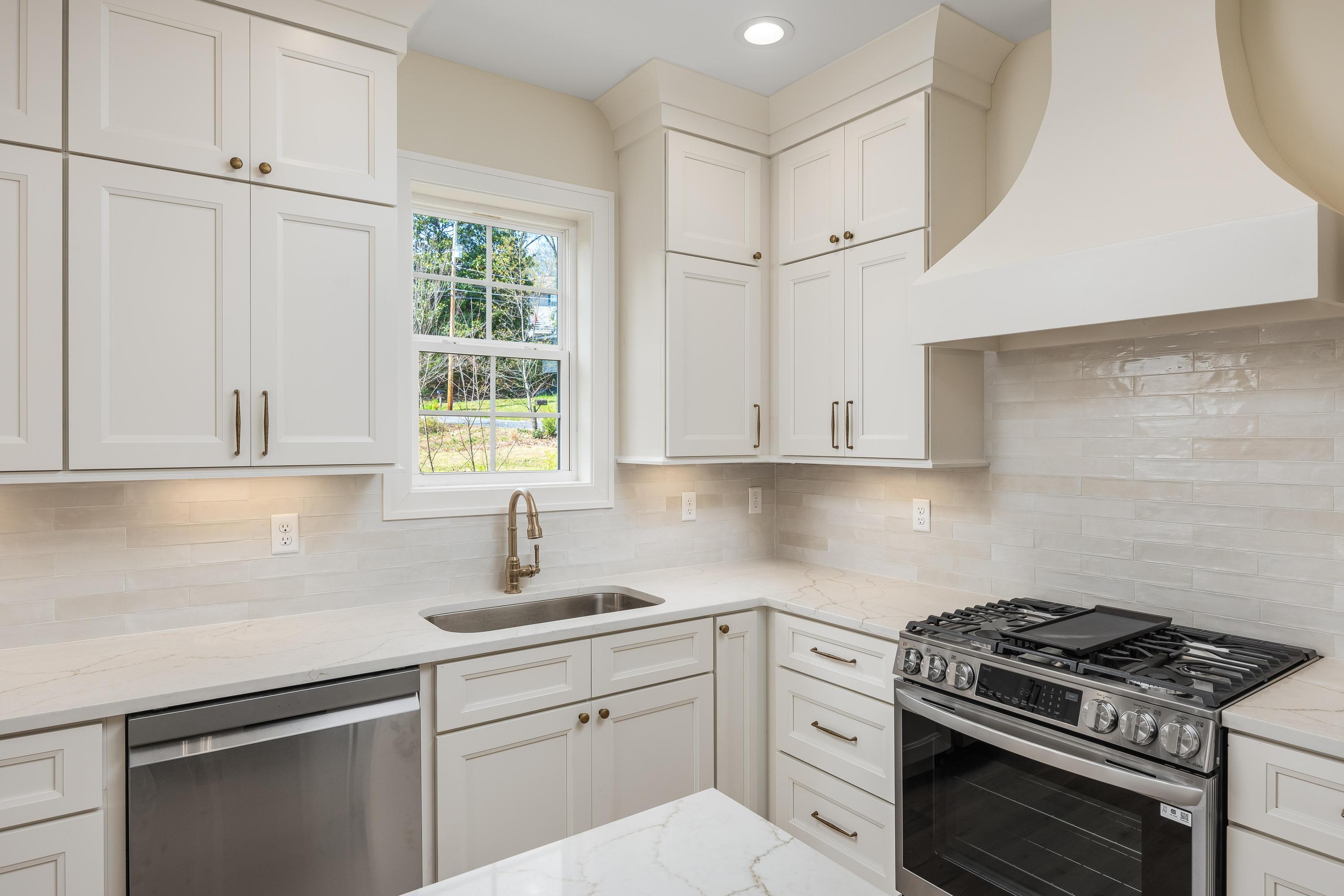 308 Pine Ridge Rd