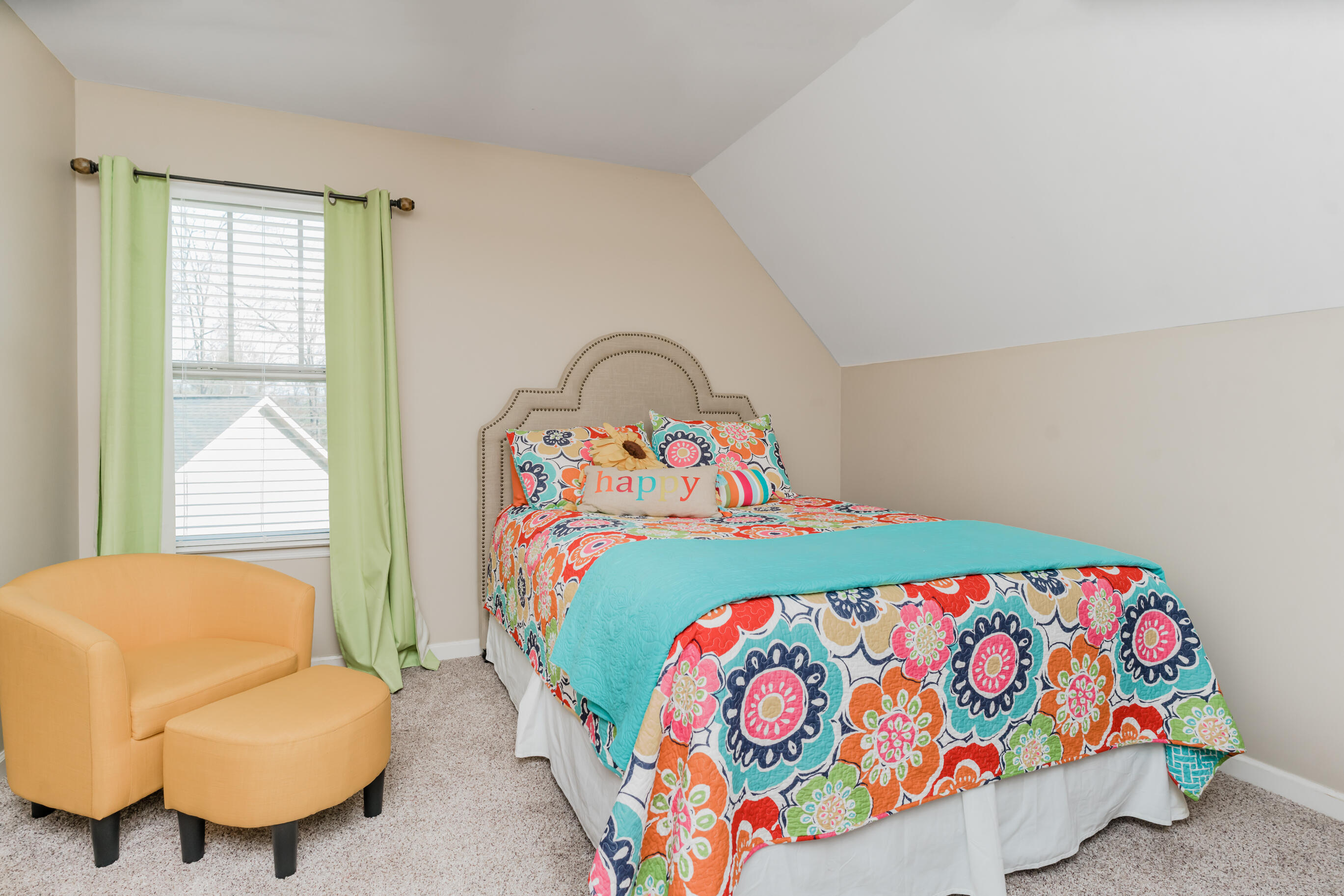 7097 Maple Leaf Lane