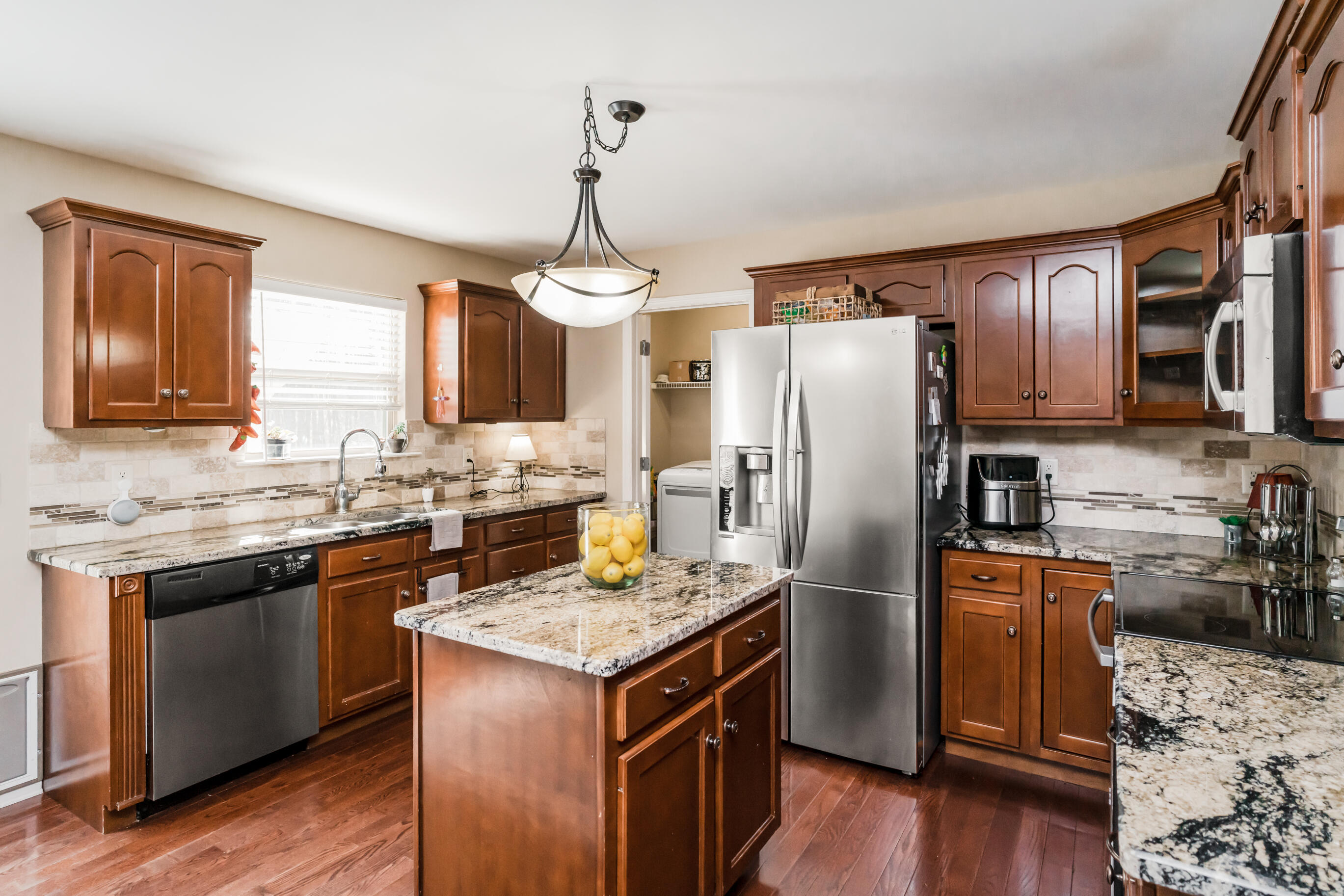 7097 Maple Leaf Lane