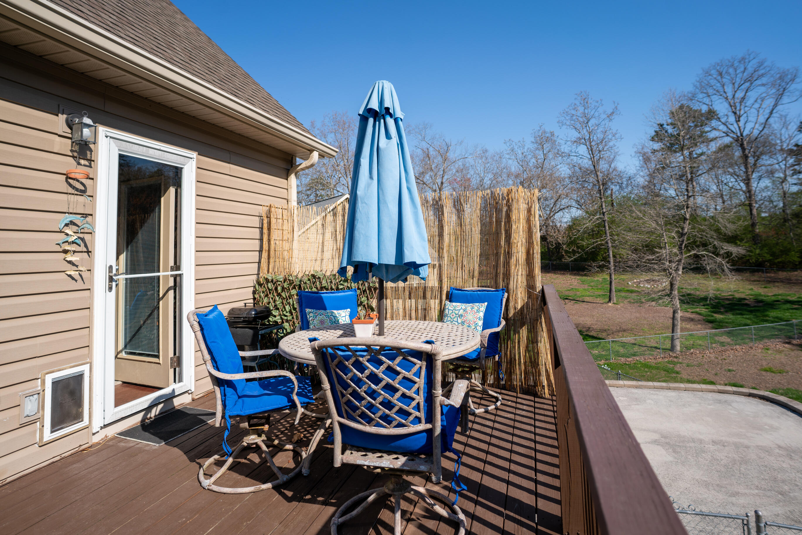 7097 Maple Leaf Lane