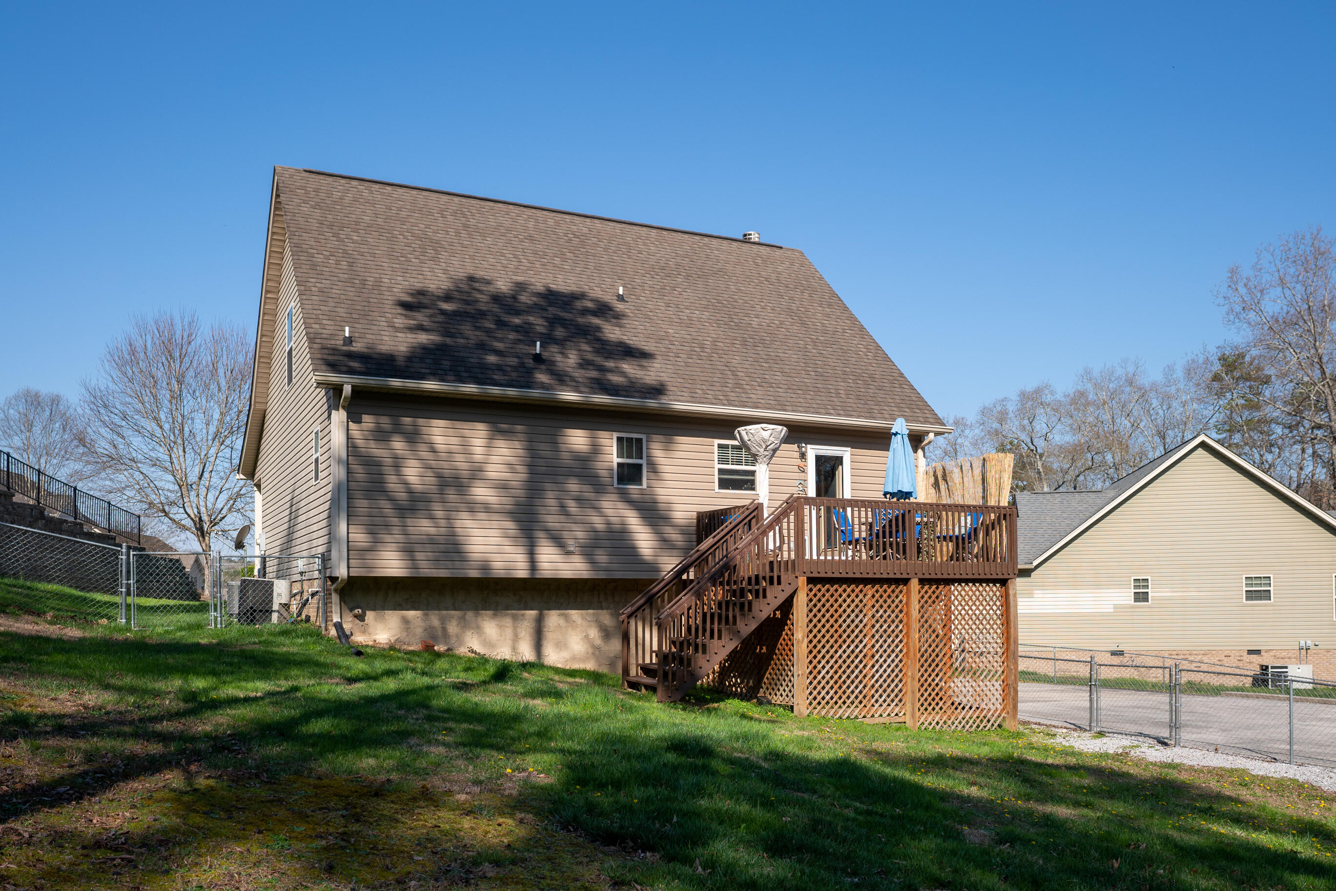 7097 Maple Leaf Lane