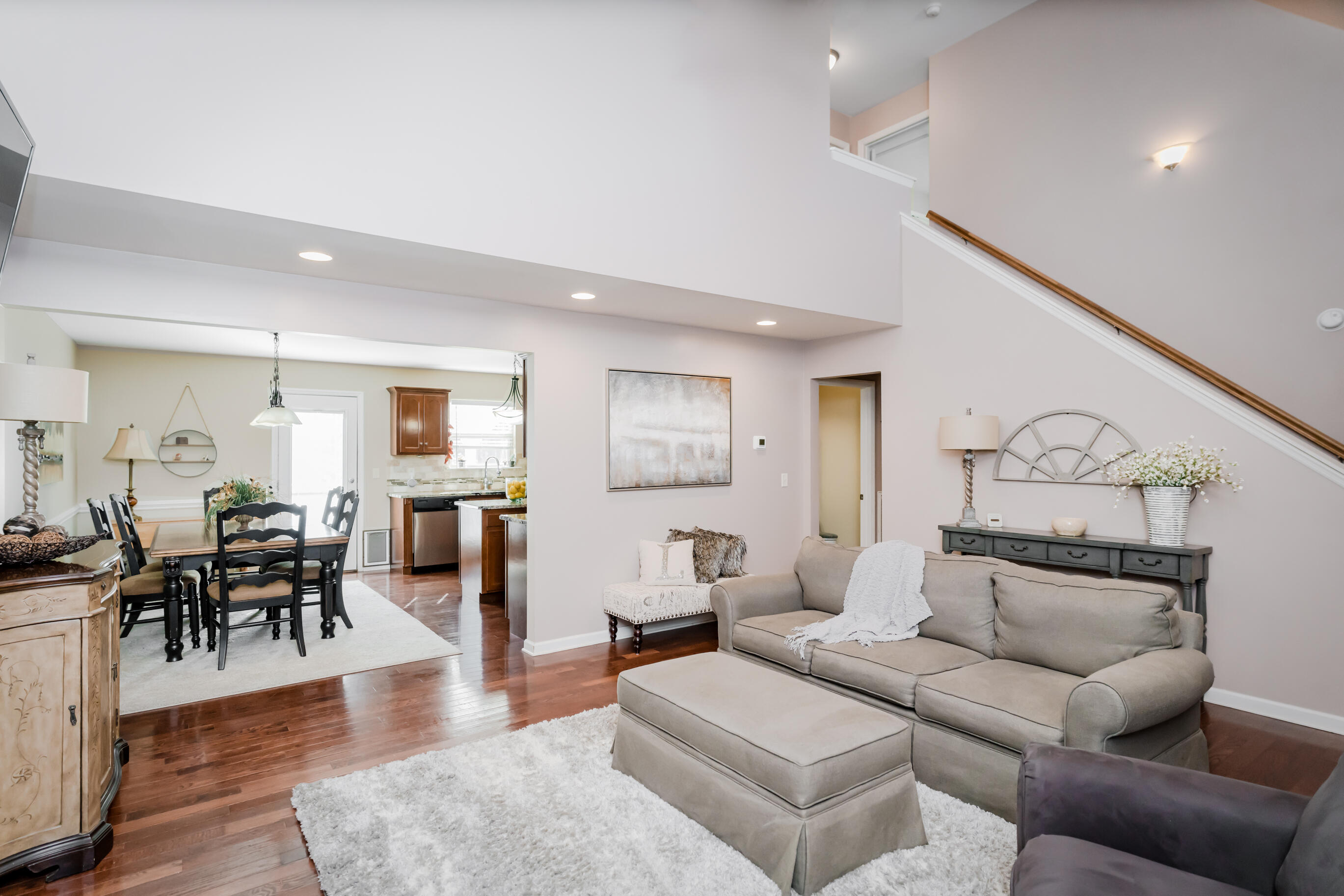 7097 Maple Leaf Lane