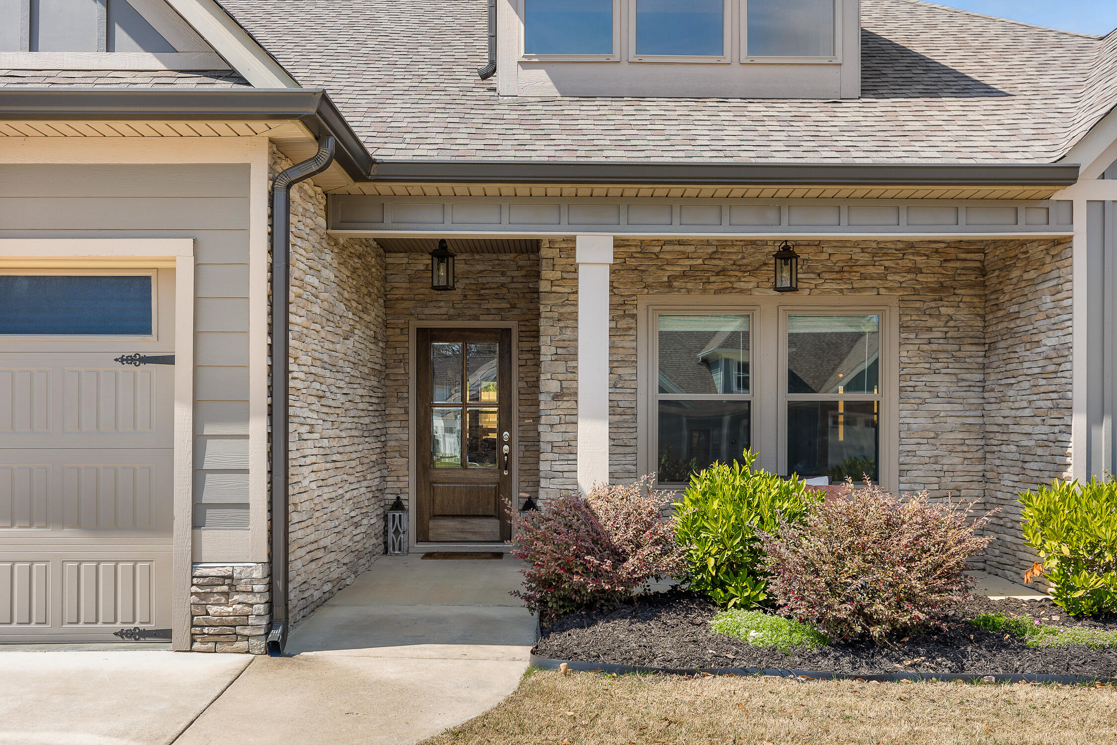 32 Idlerock Drive