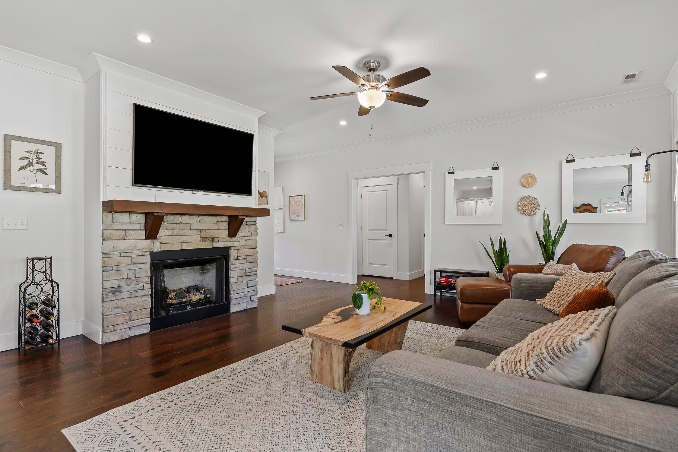 32 Idlerock Drive