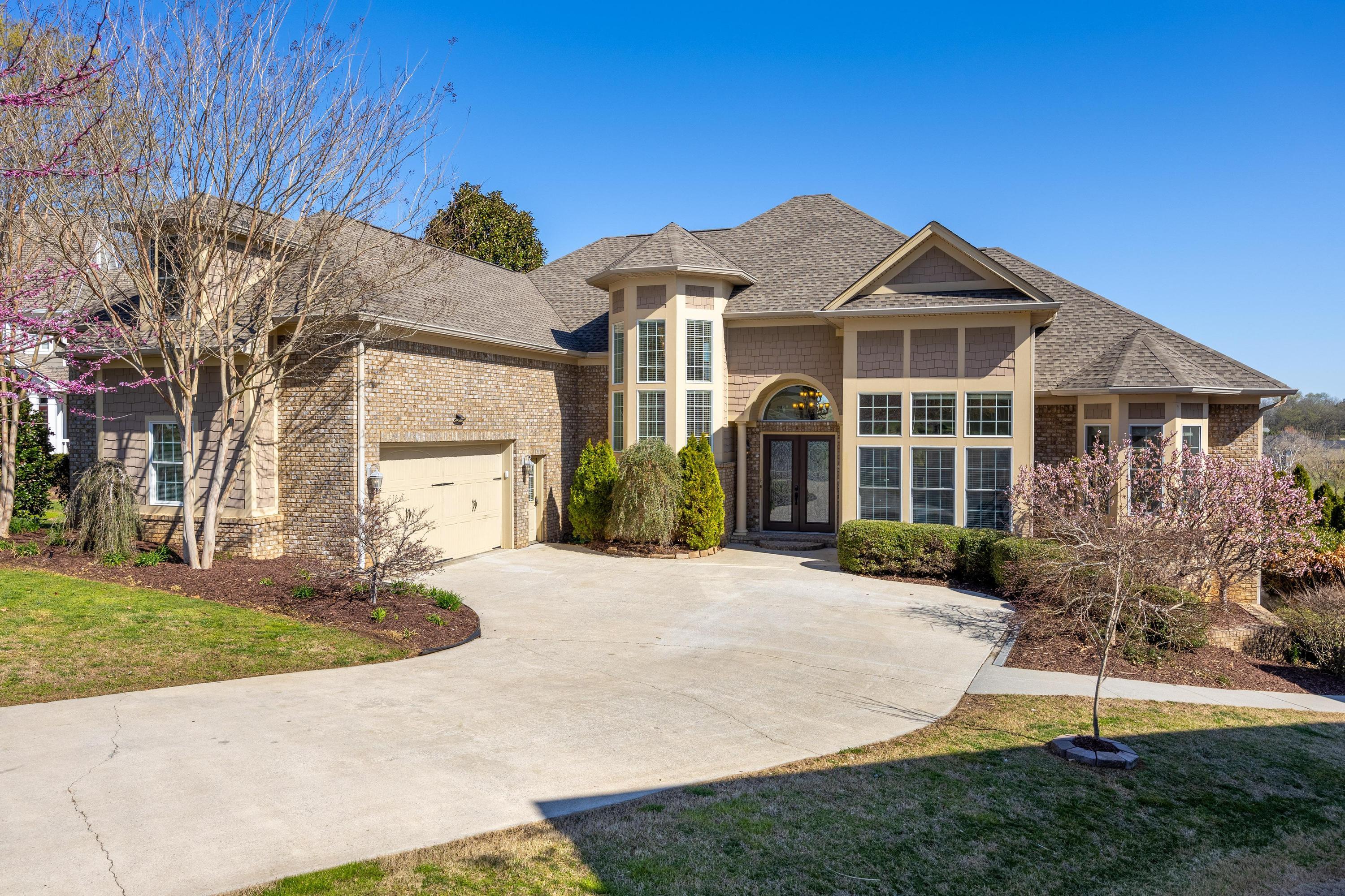 7497 Splendid View Drive