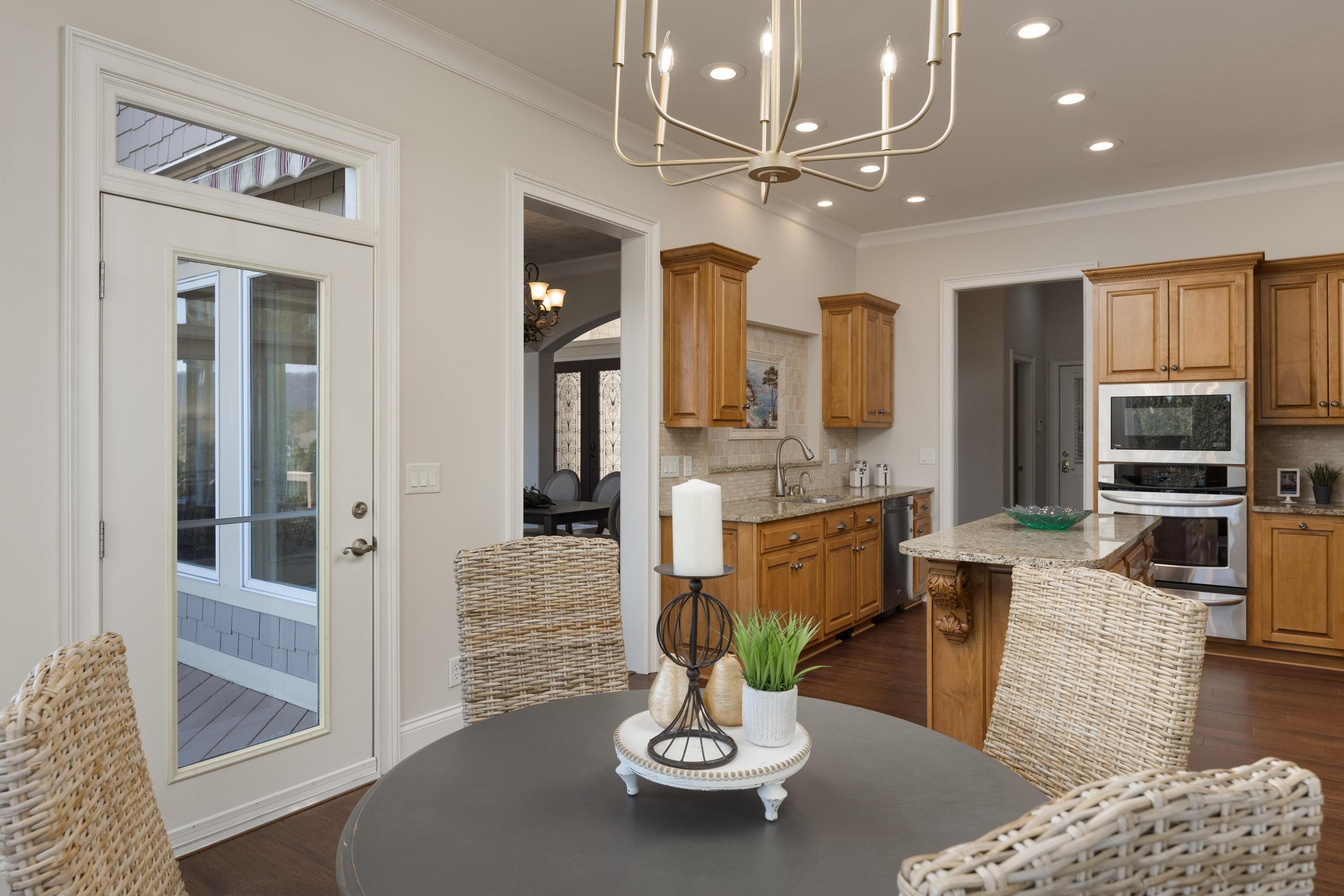 7497 Splendid View Drive
