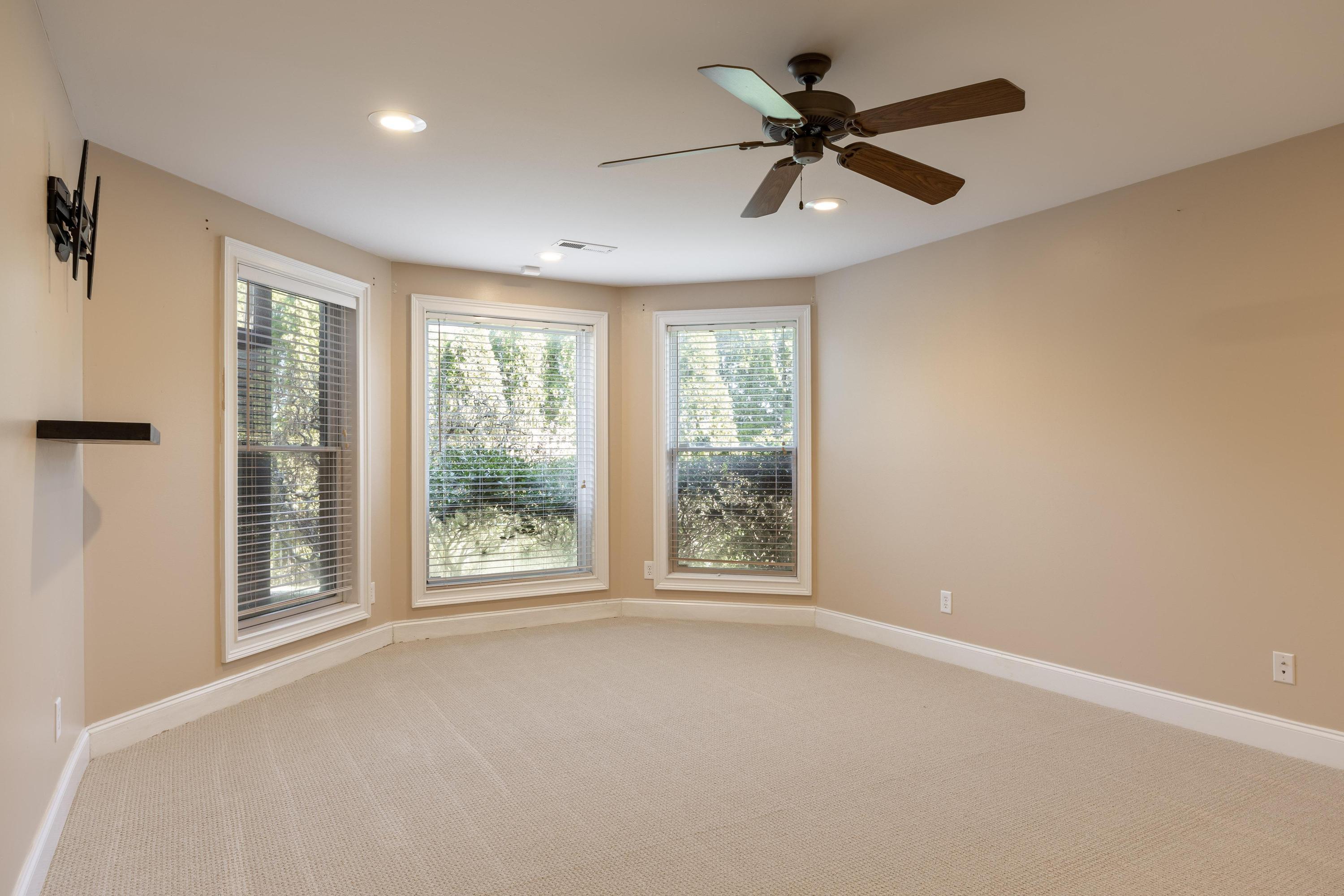 7497 Splendid View Drive