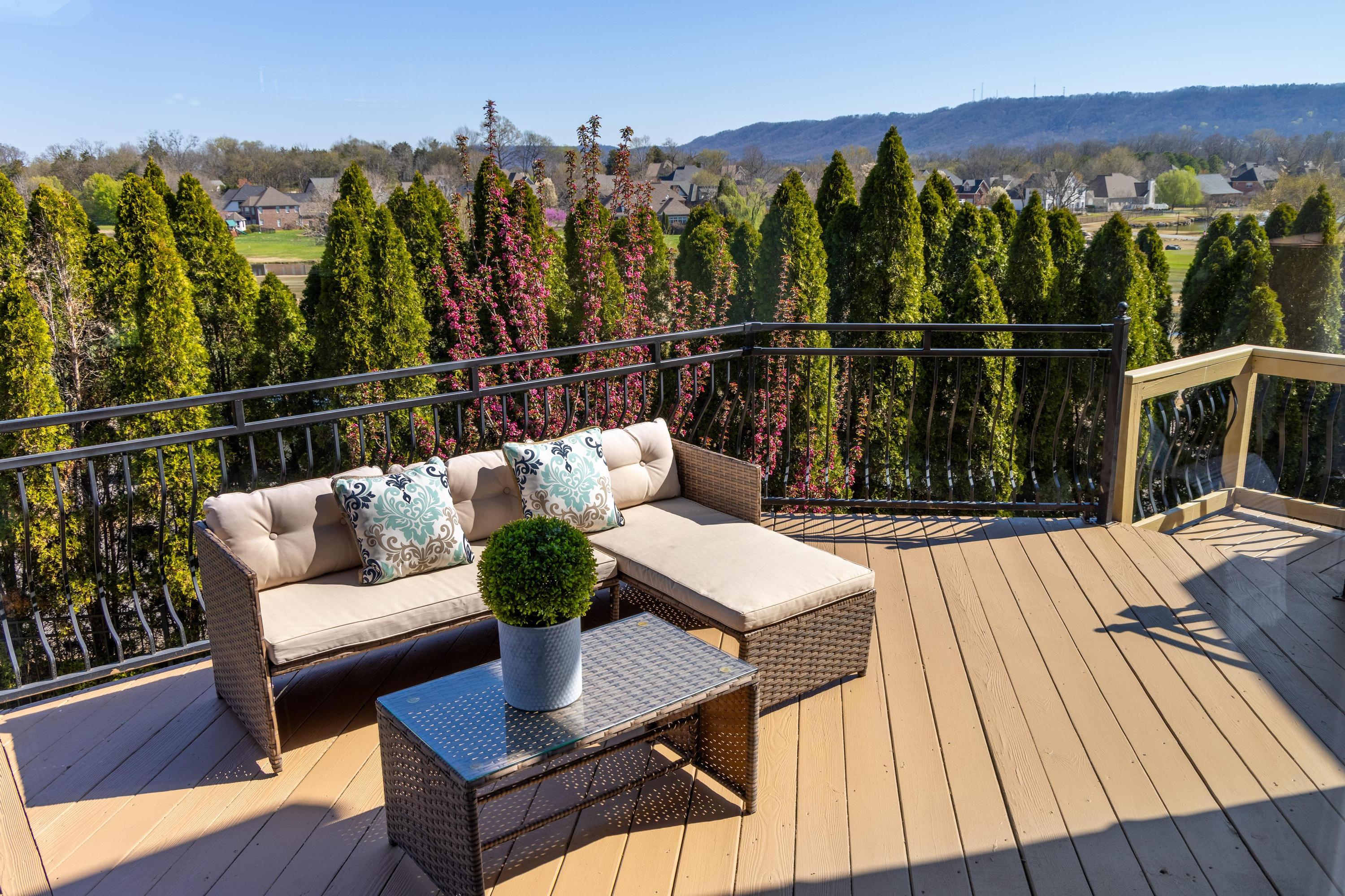 7497 Splendid View Drive