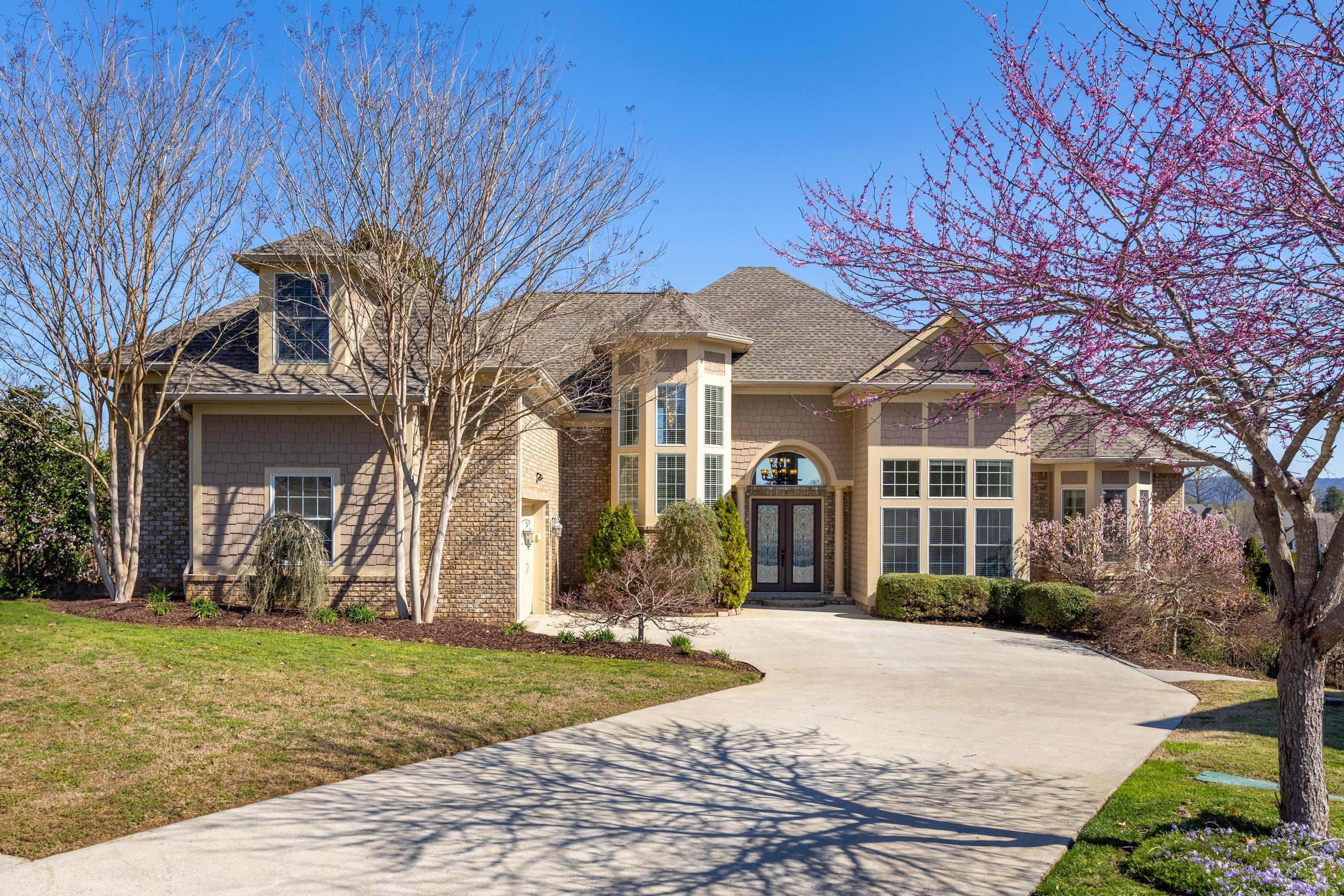 7497 Splendid View Drive