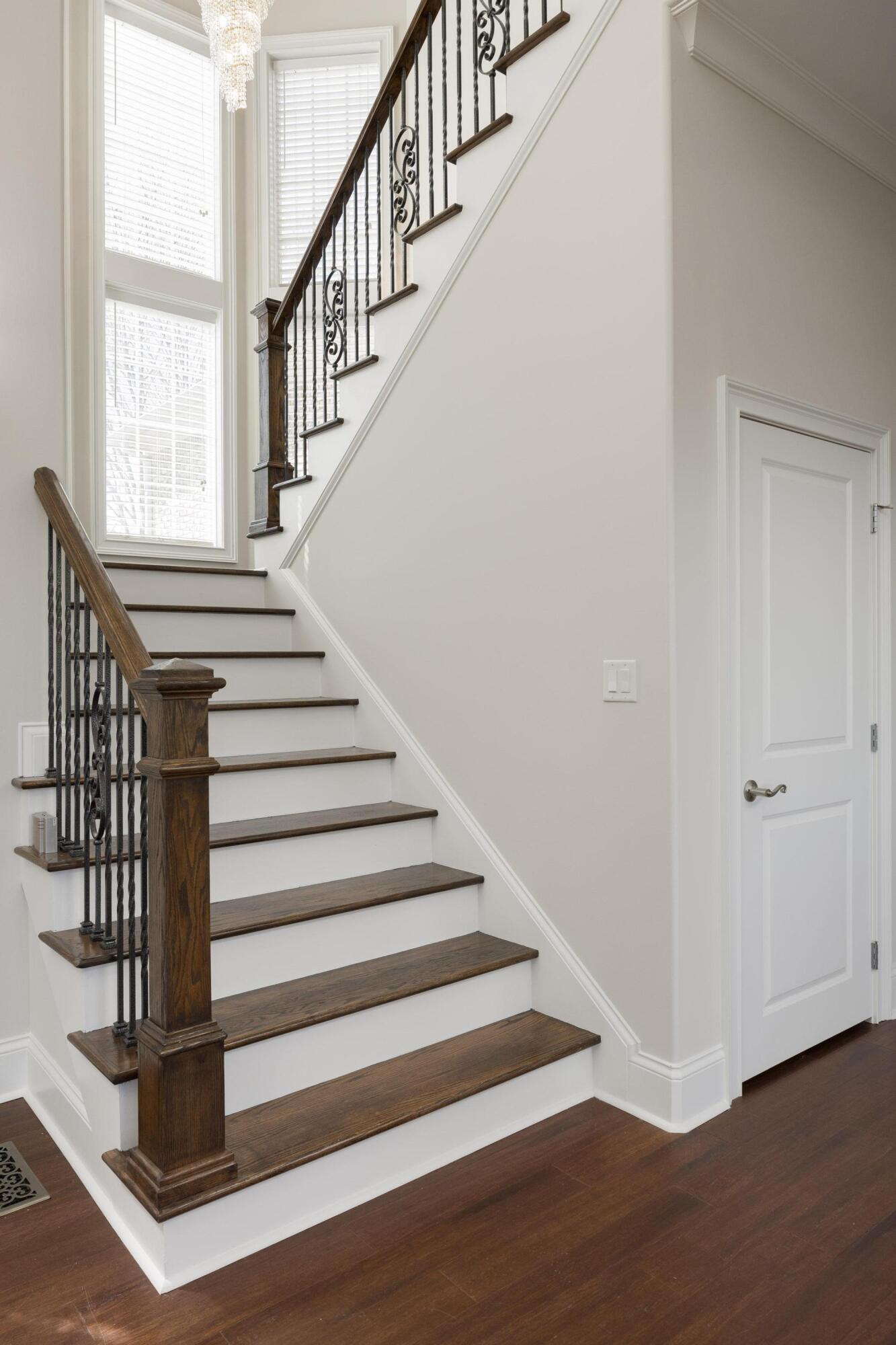 7497 Splendid View Drive