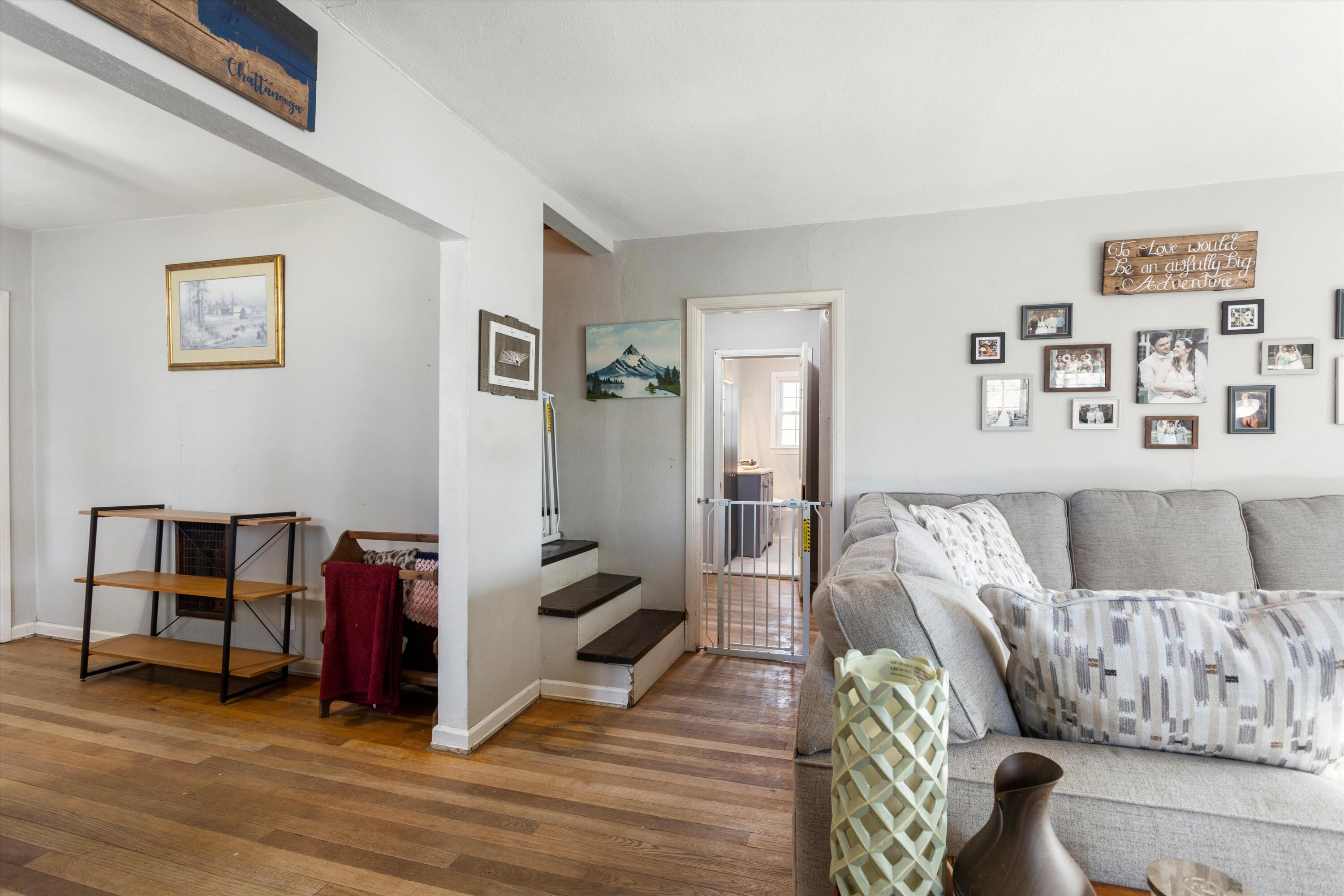 4707 Colonial Dr
