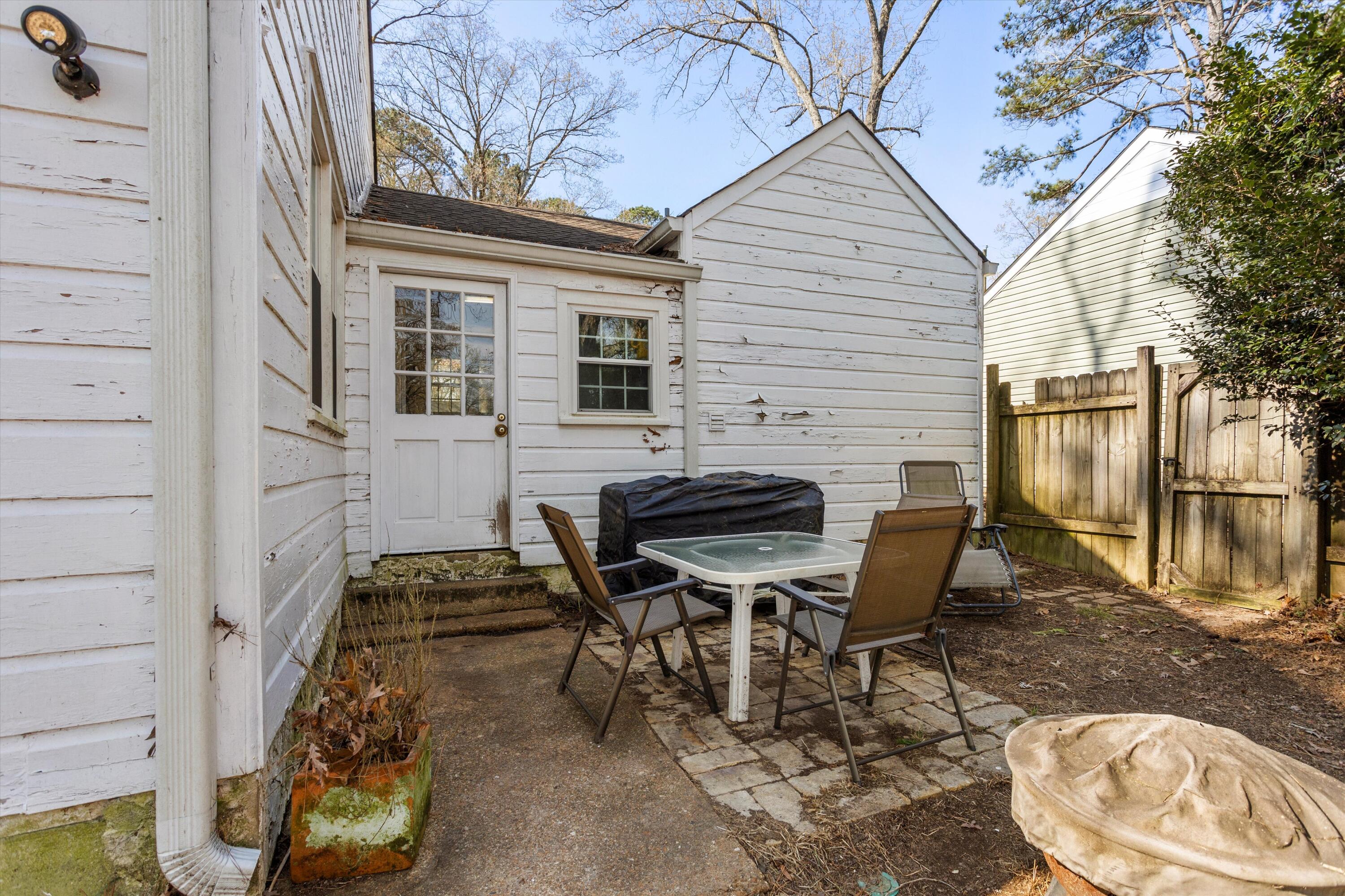 4707 Colonial Dr