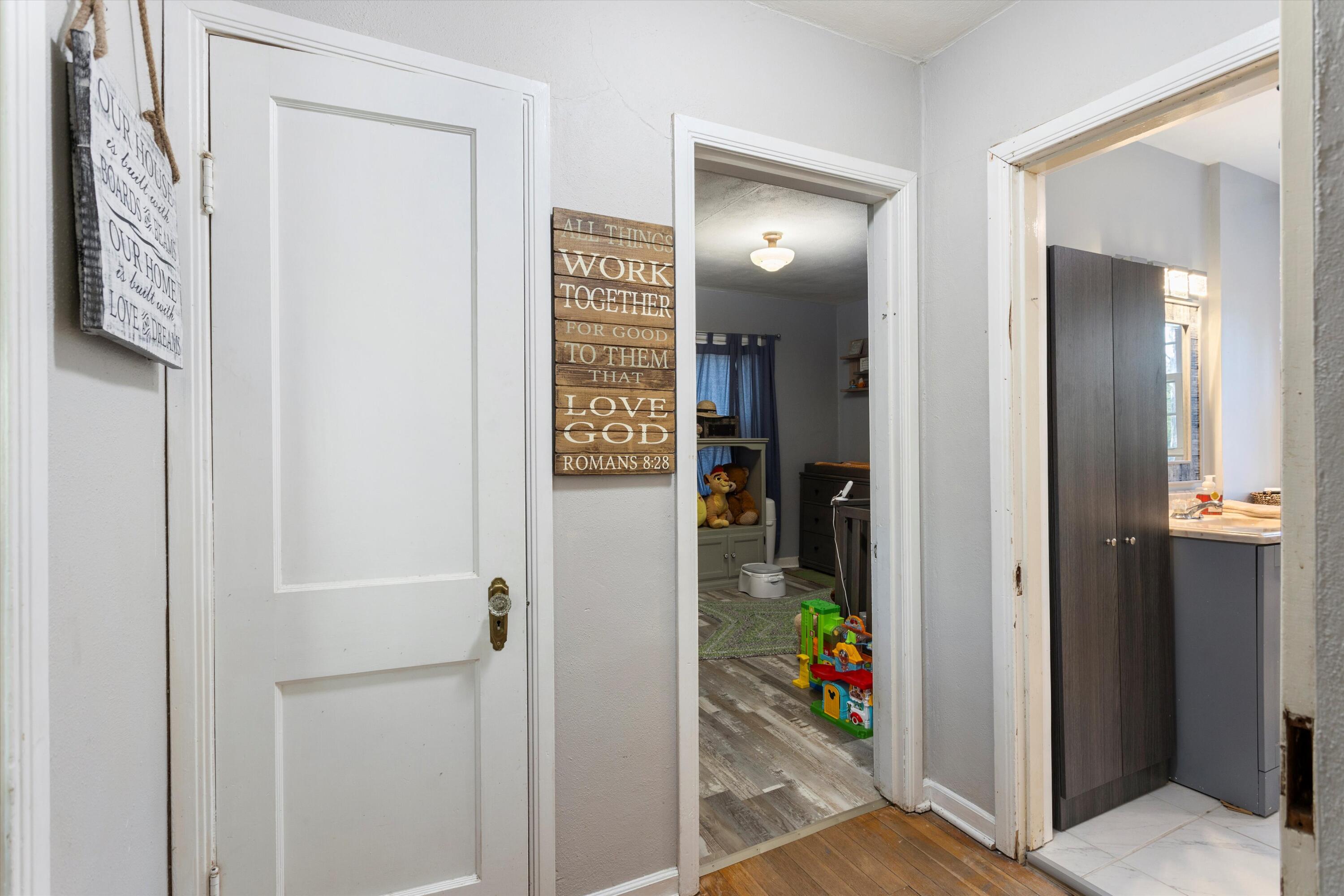 4707 Colonial Dr