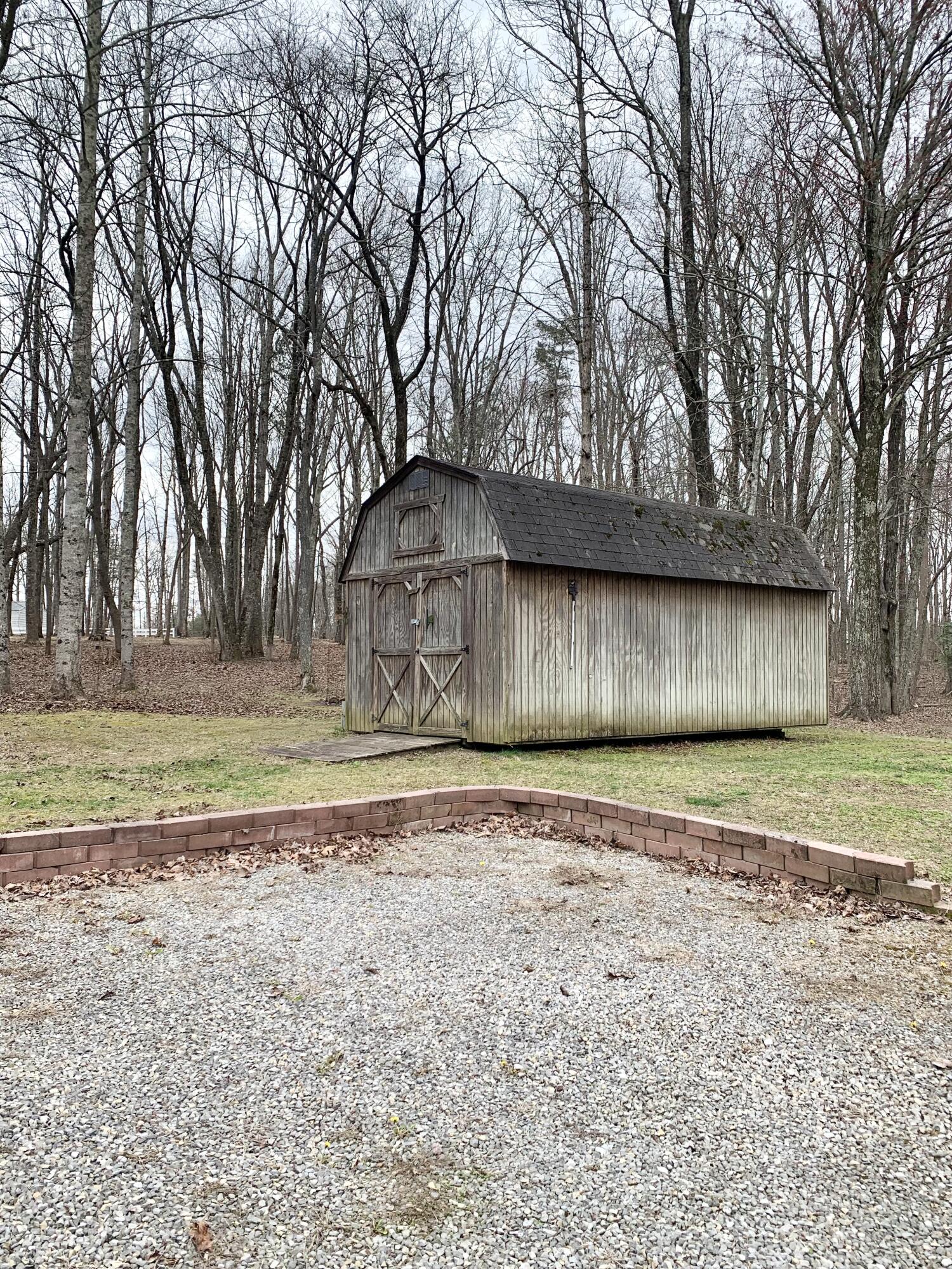 77 Fawn Ln