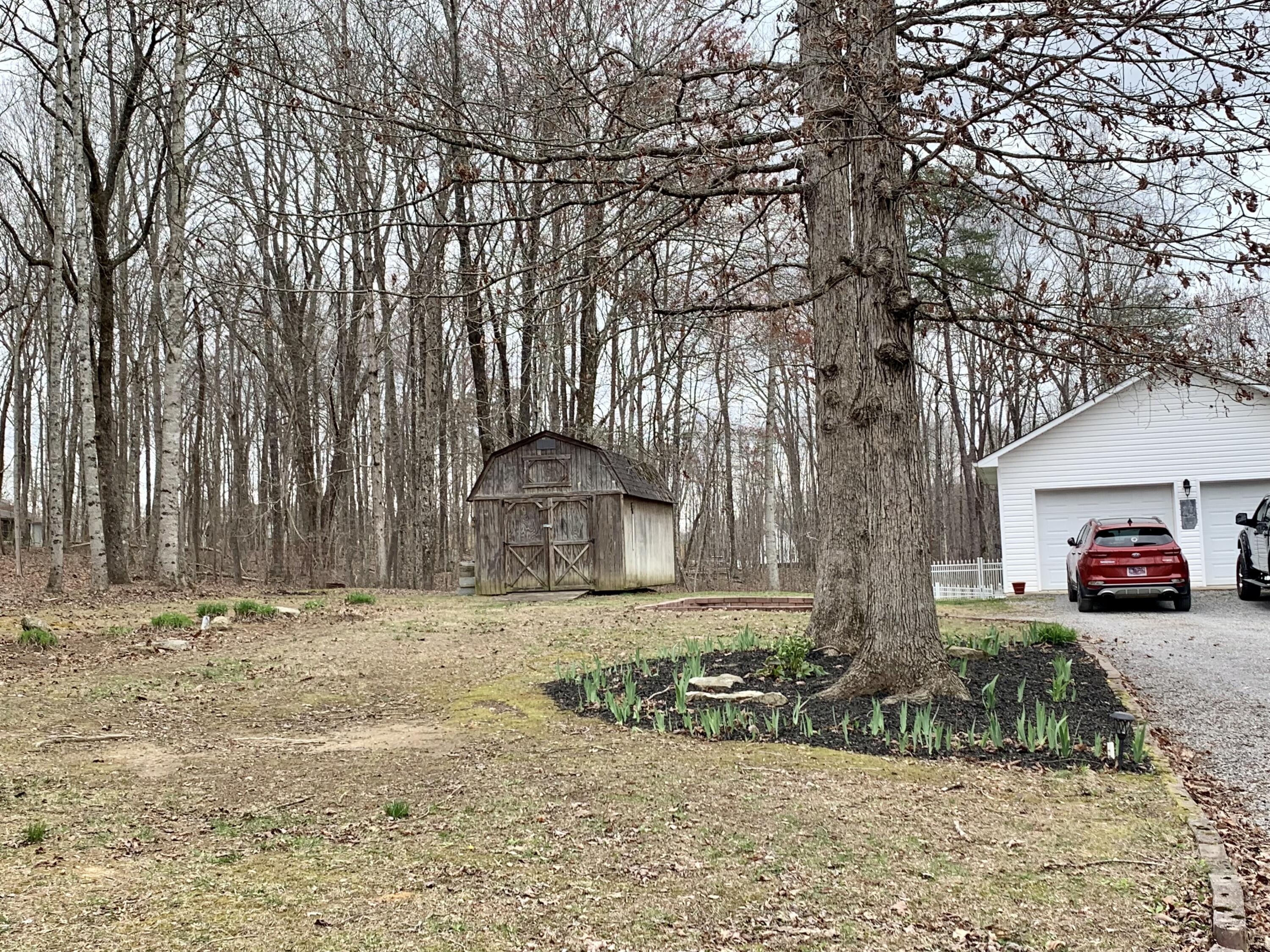 77 Fawn Ln