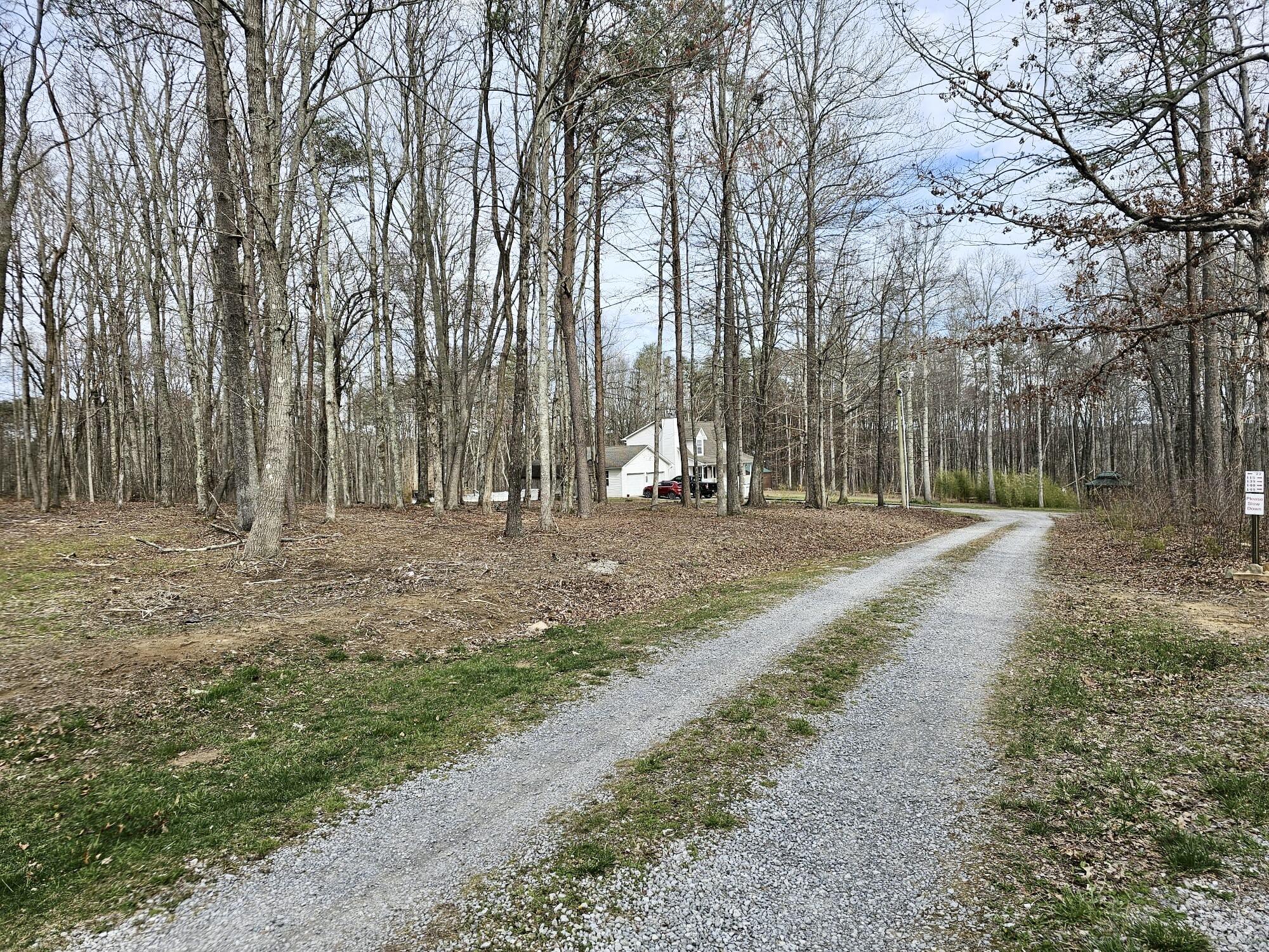 77 Fawn Ln
