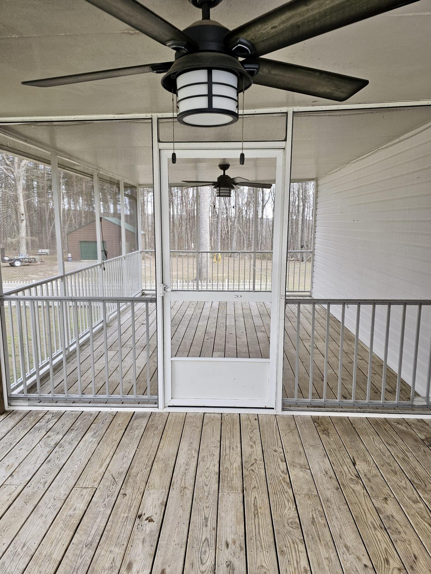 77 Fawn Ln