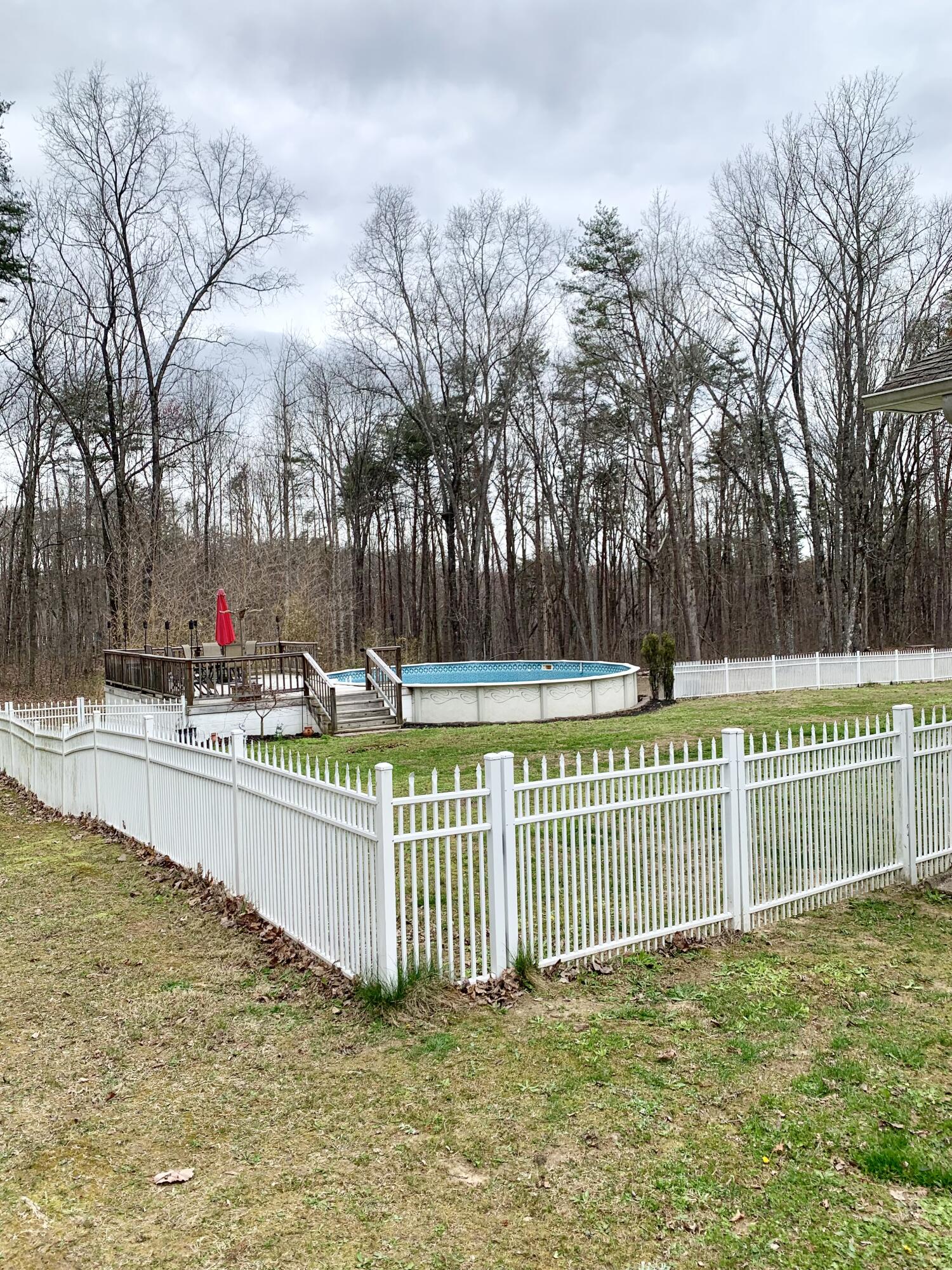 77 Fawn Ln
