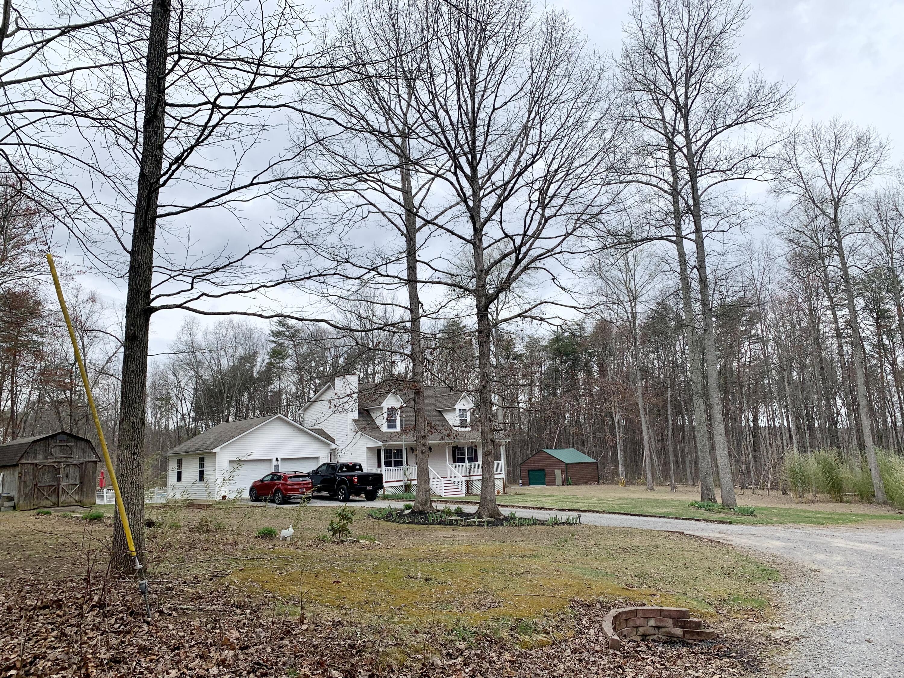 77 Fawn Ln