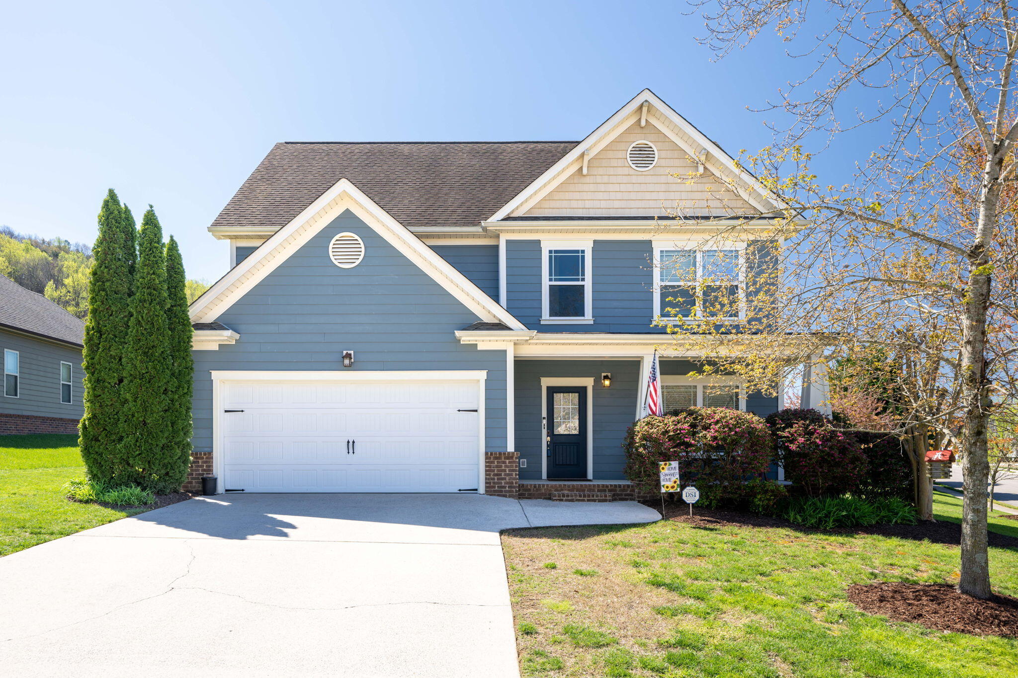 1012 Lynnstone Dr