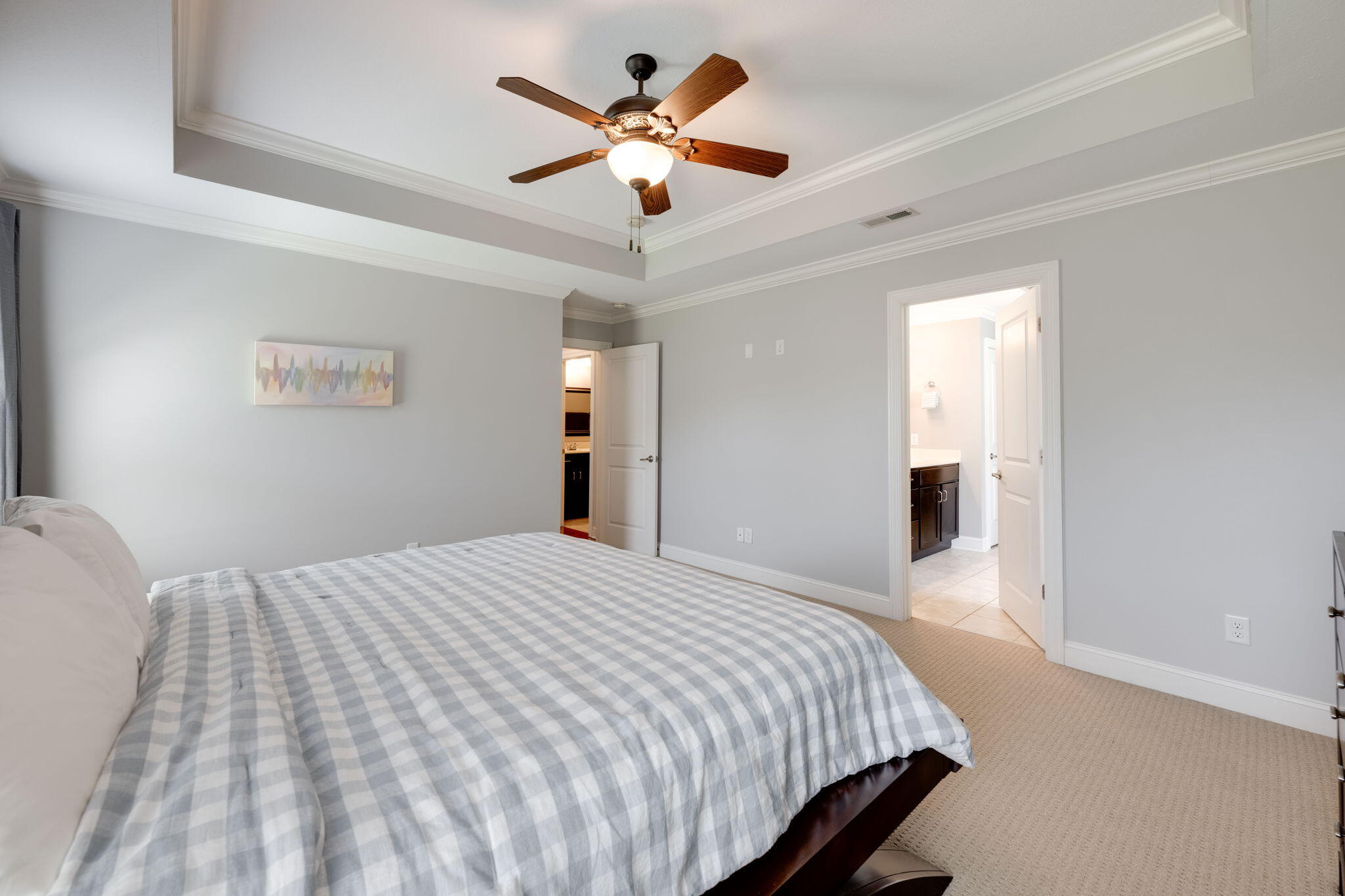 1012 Lynnstone Dr