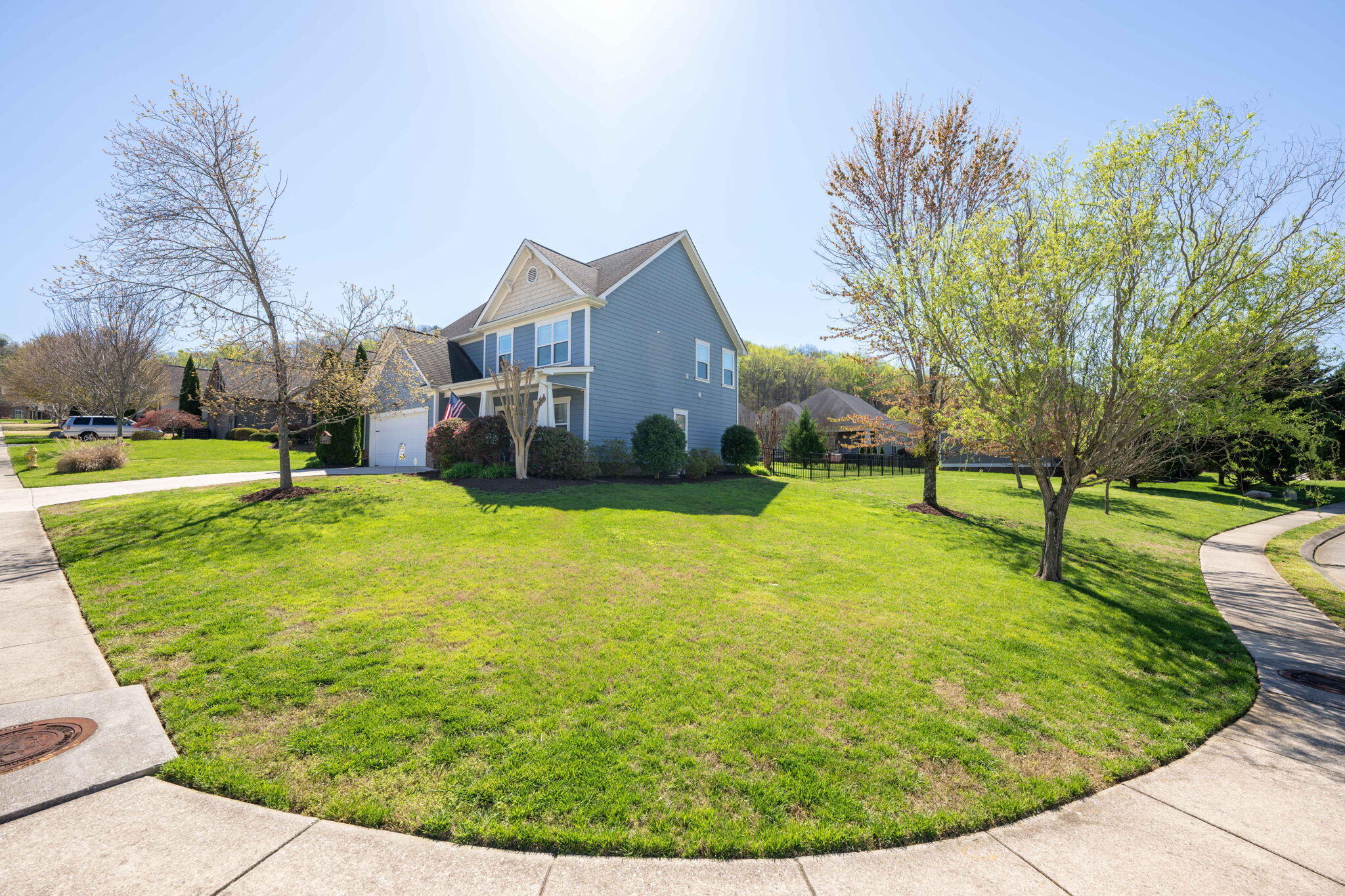 1012 Lynnstone Dr