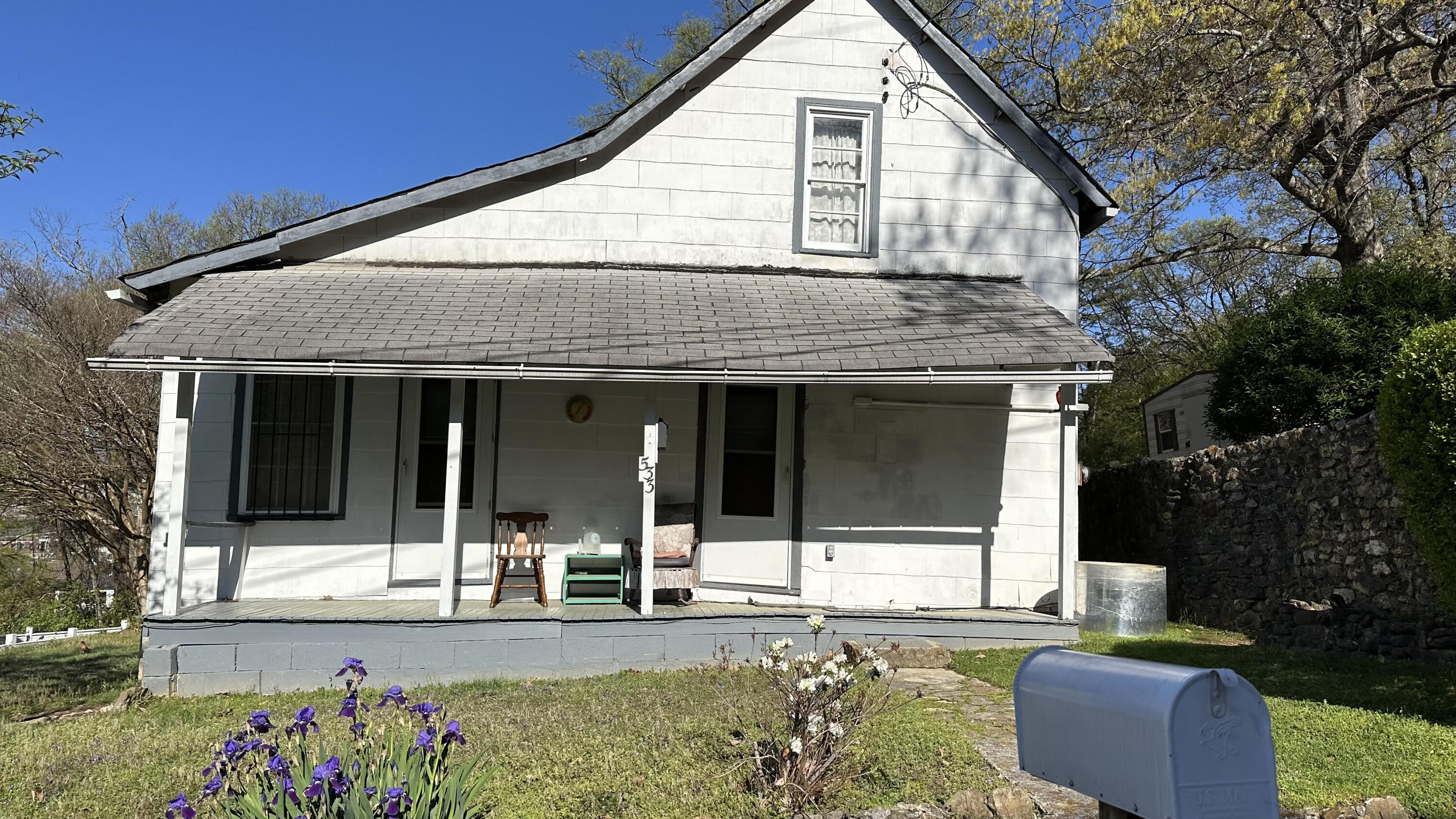 533 Woodland Ave