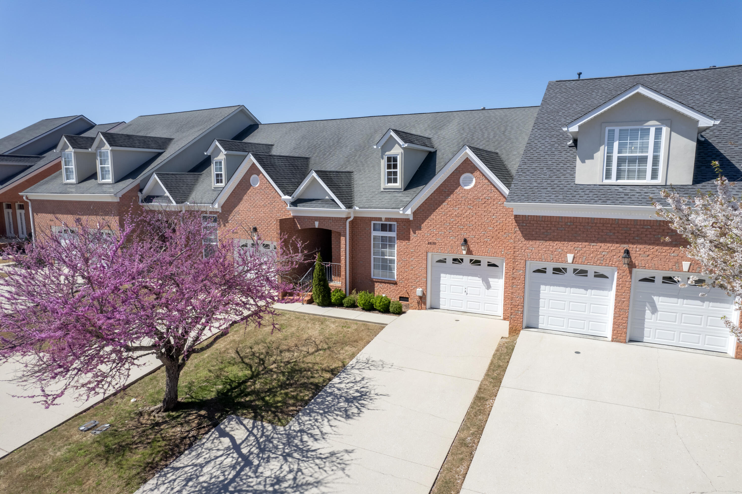 8230 Double Eagle Ct