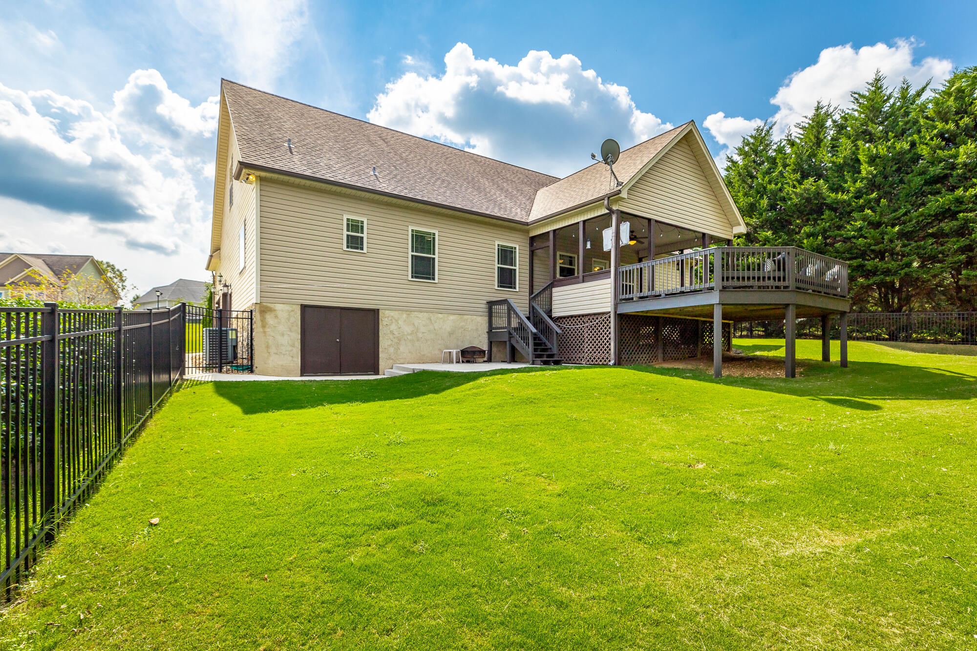 9 Cork Oak Cir