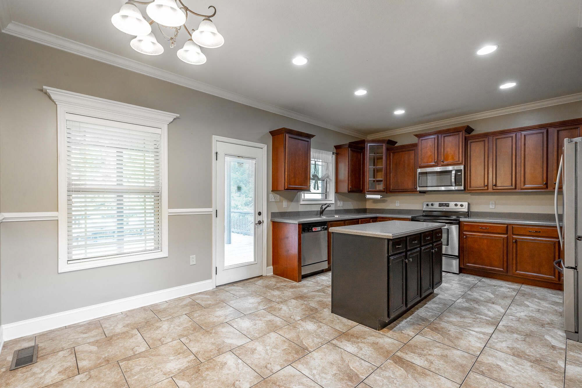 9 Cork Oak Cir