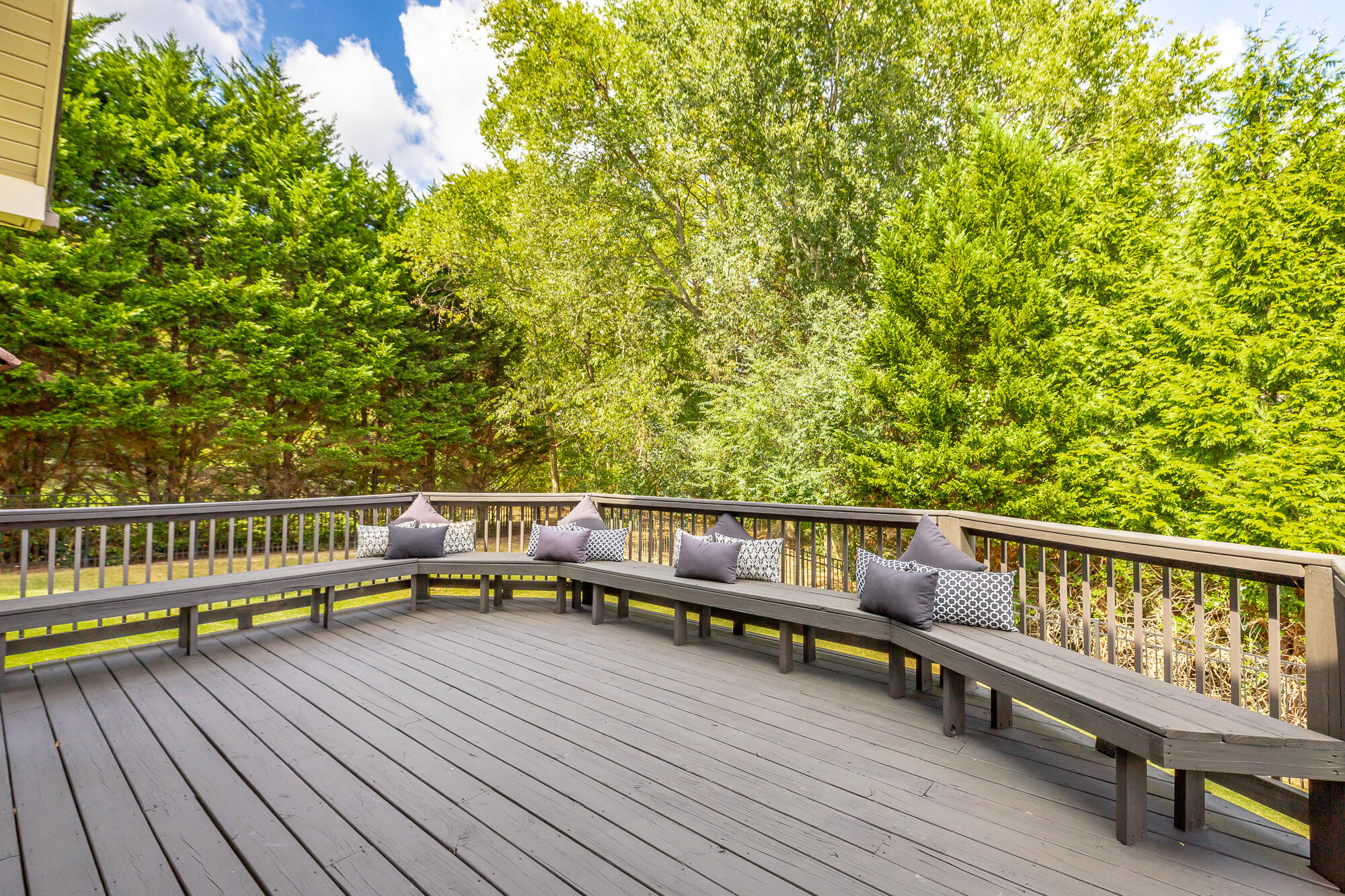 9 Cork Oak Cir