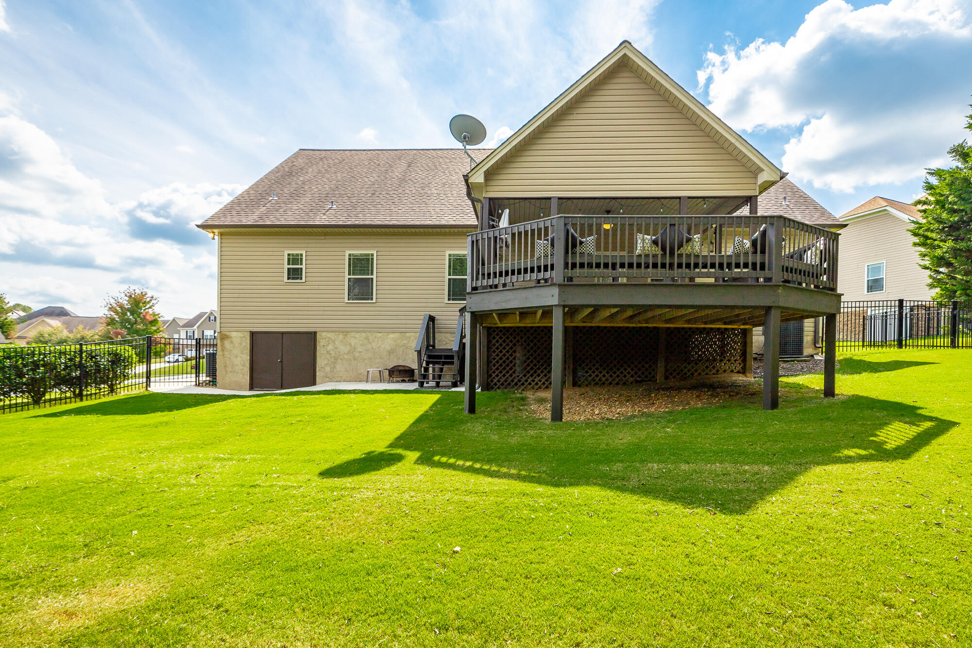 9 Cork Oak Cir