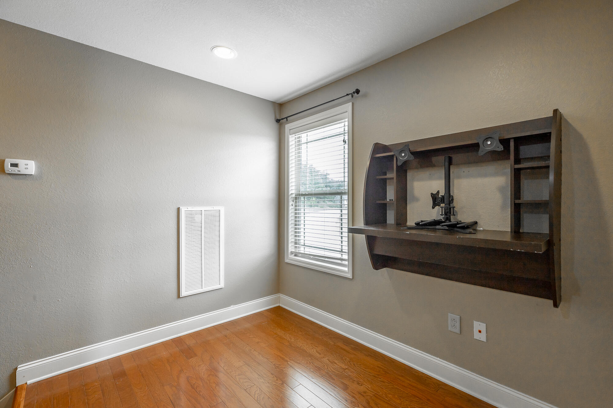 9 Cork Oak Cir