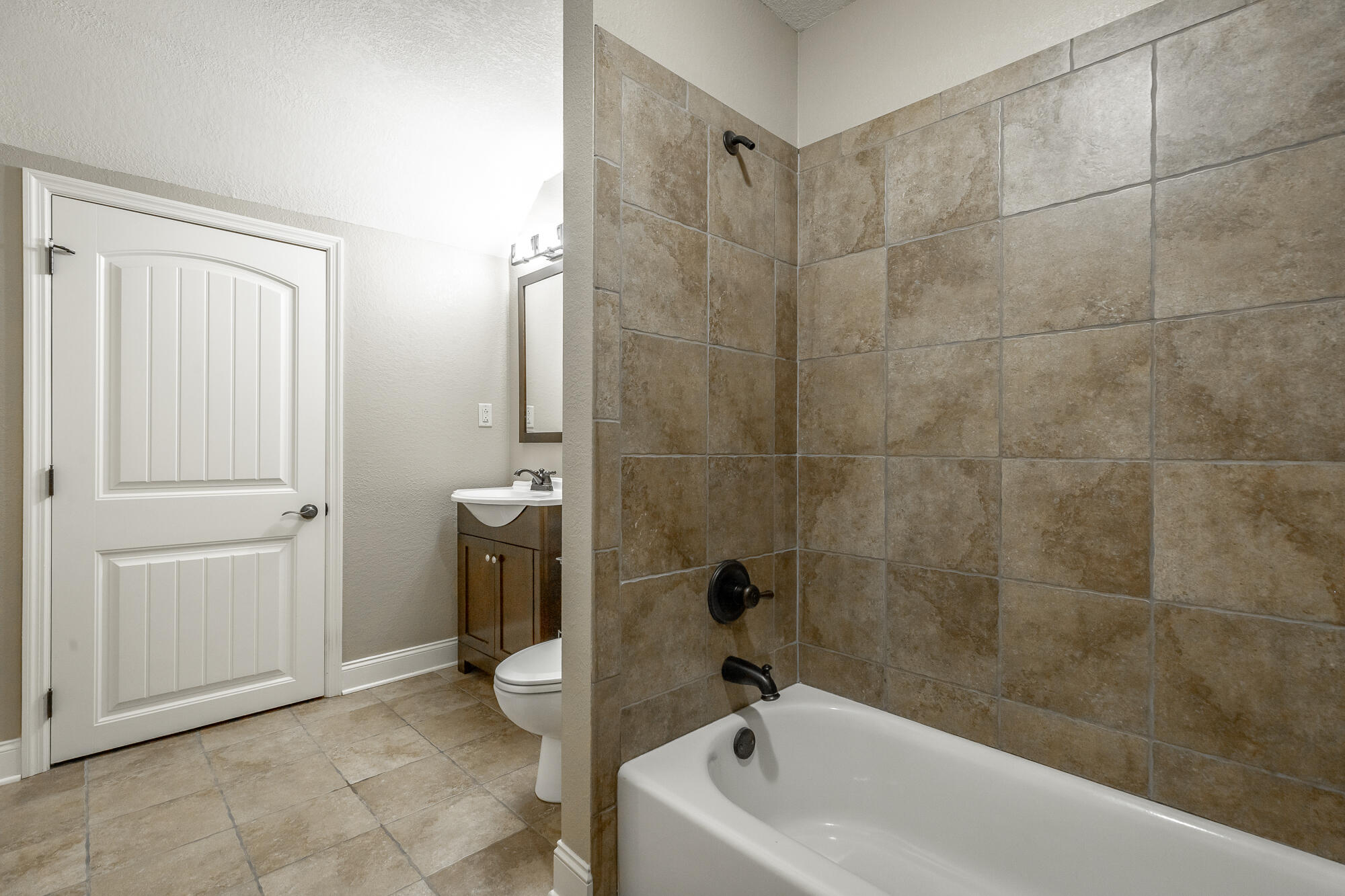 9 Cork Oak Cir