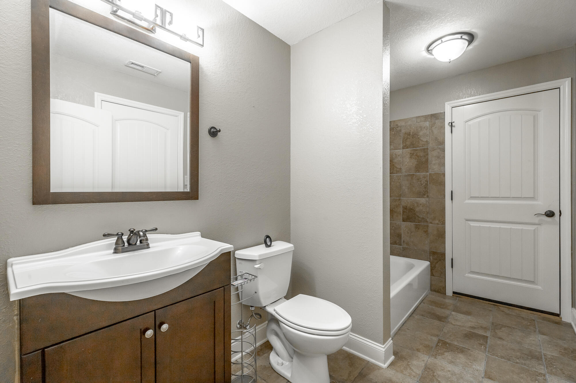 9 Cork Oak Cir
