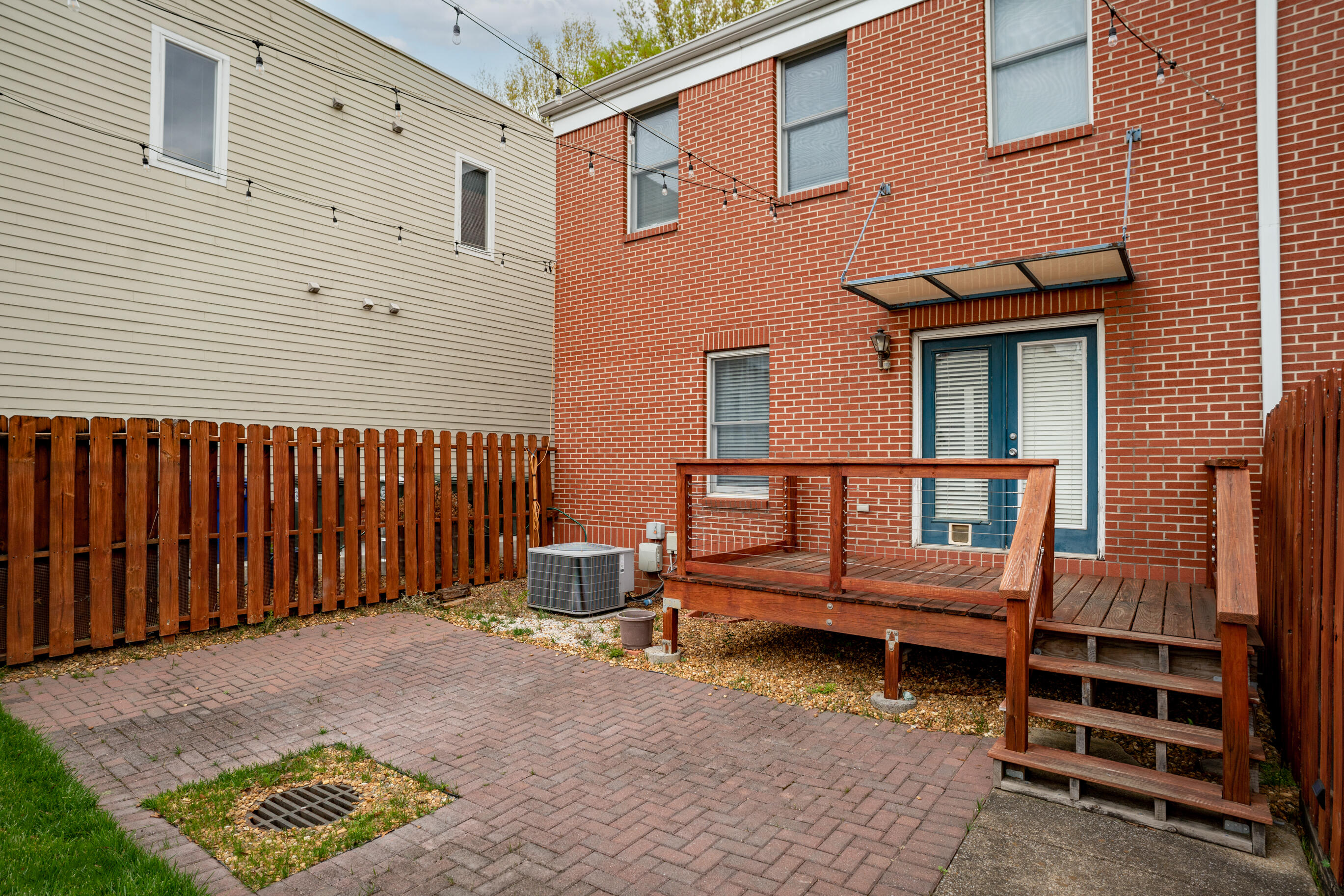 212 W 17th Street