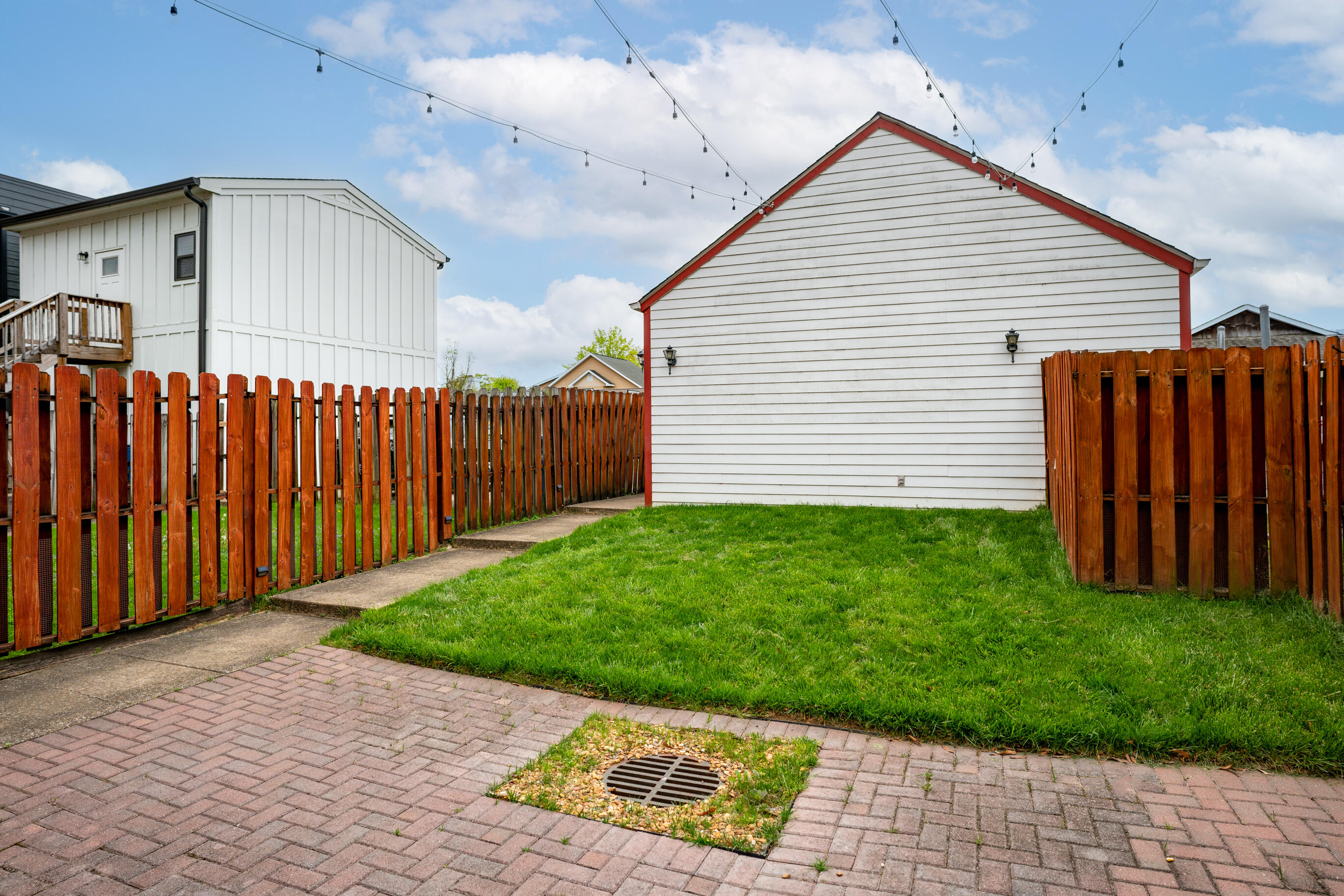 212 W 17th Street