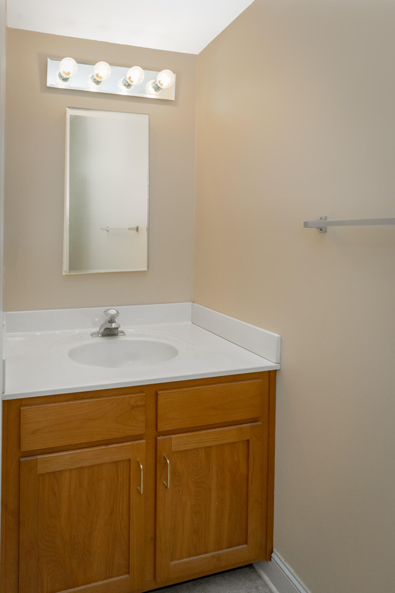 212 W 17th Street