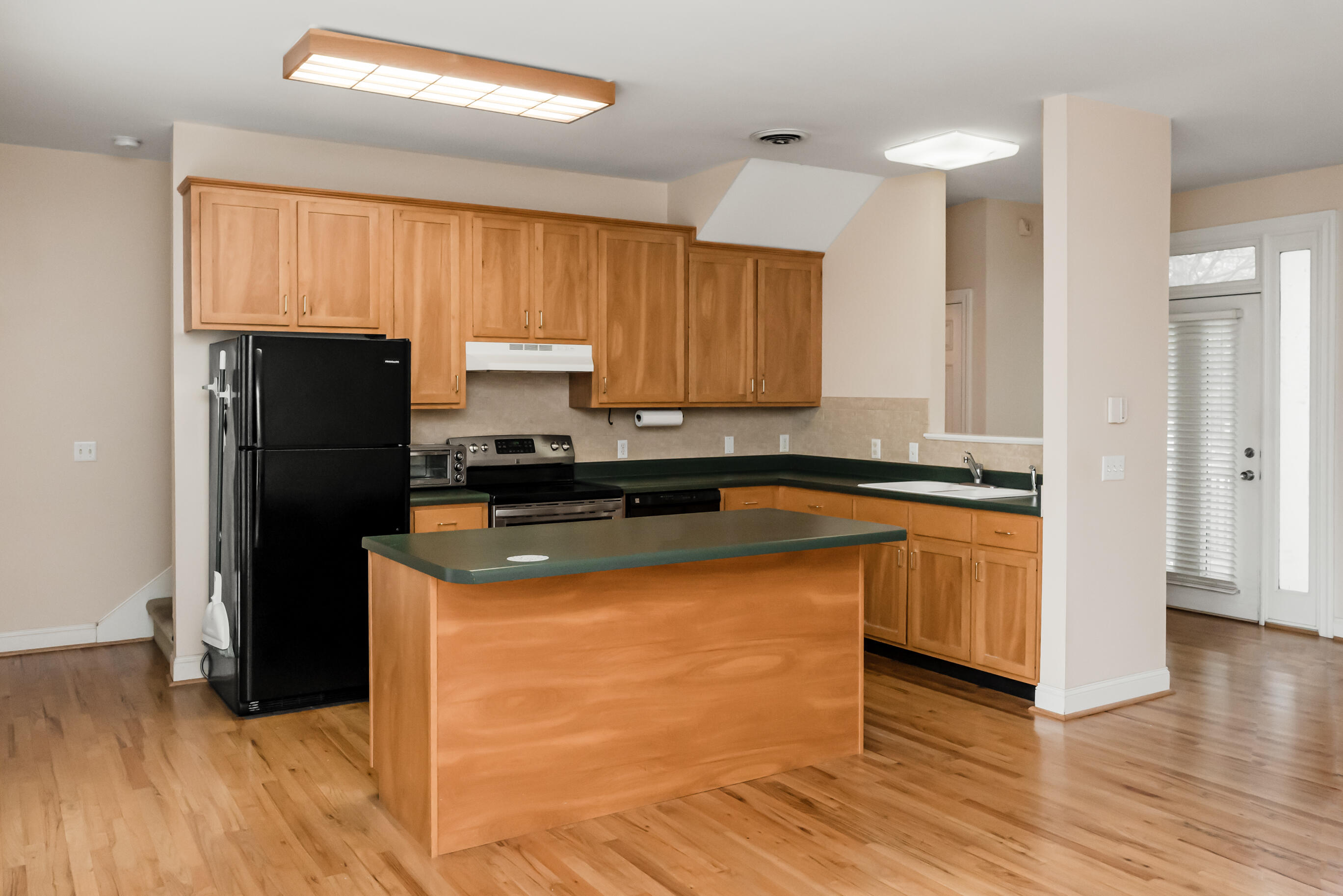 212 W 17th Street