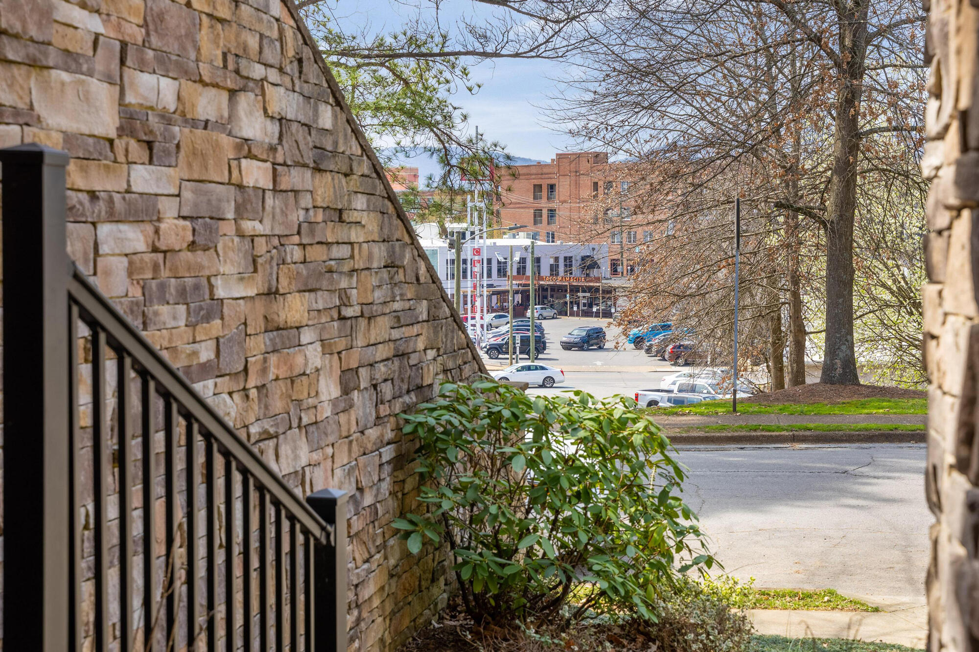 208 Woodland Avenue