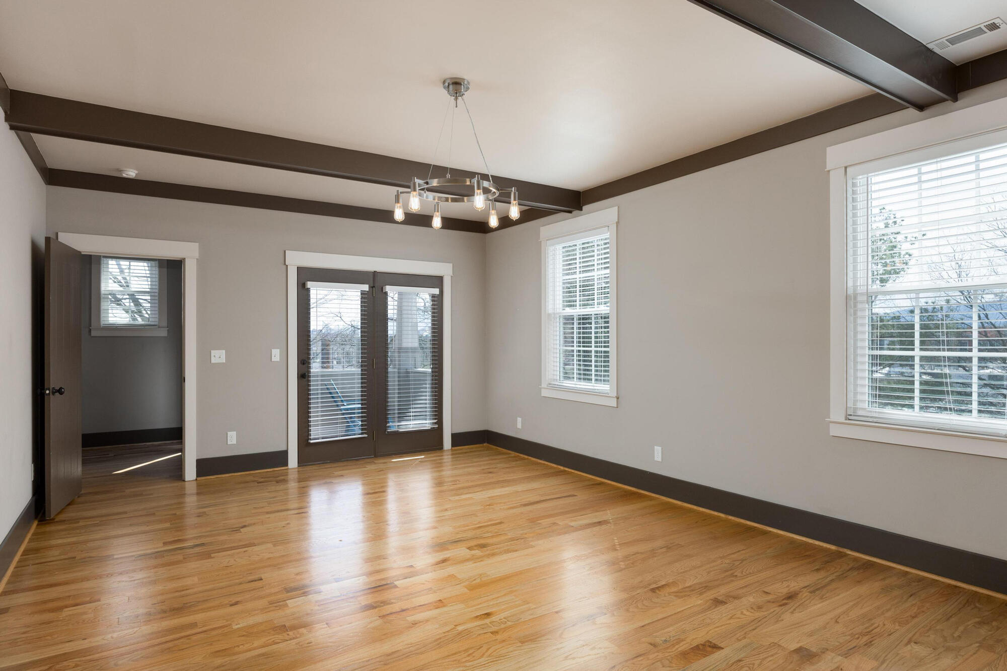 208 Woodland Avenue