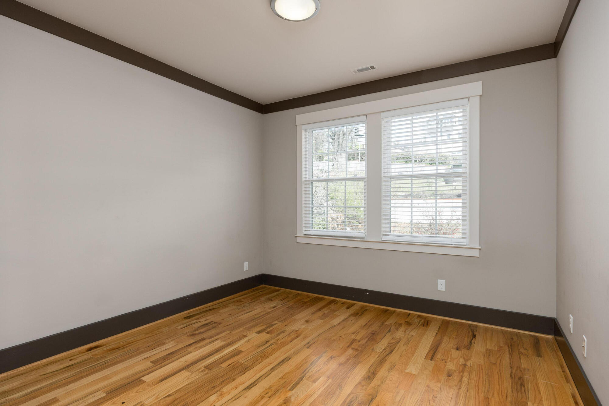 208 Woodland Avenue