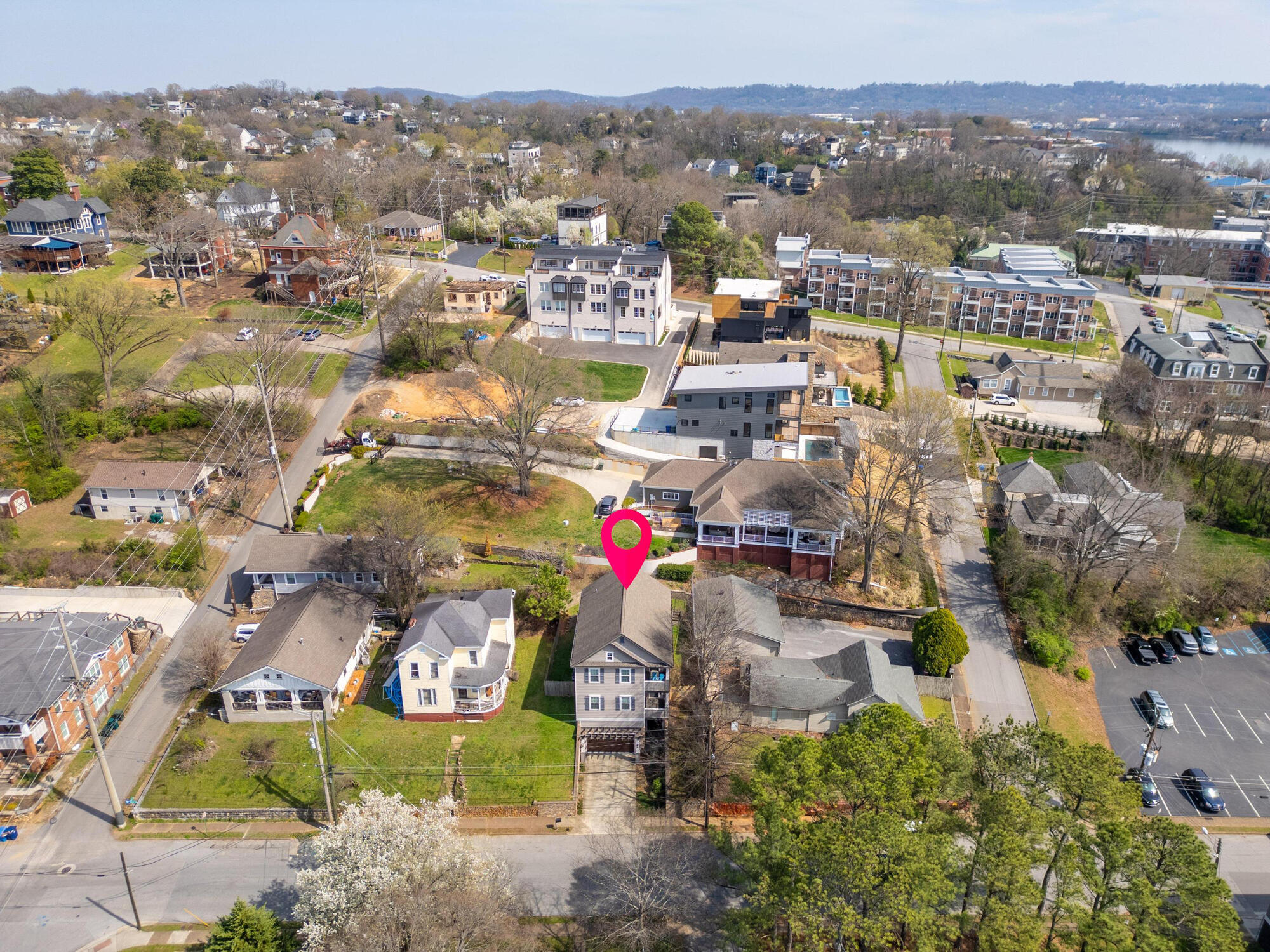 208 Woodland Avenue