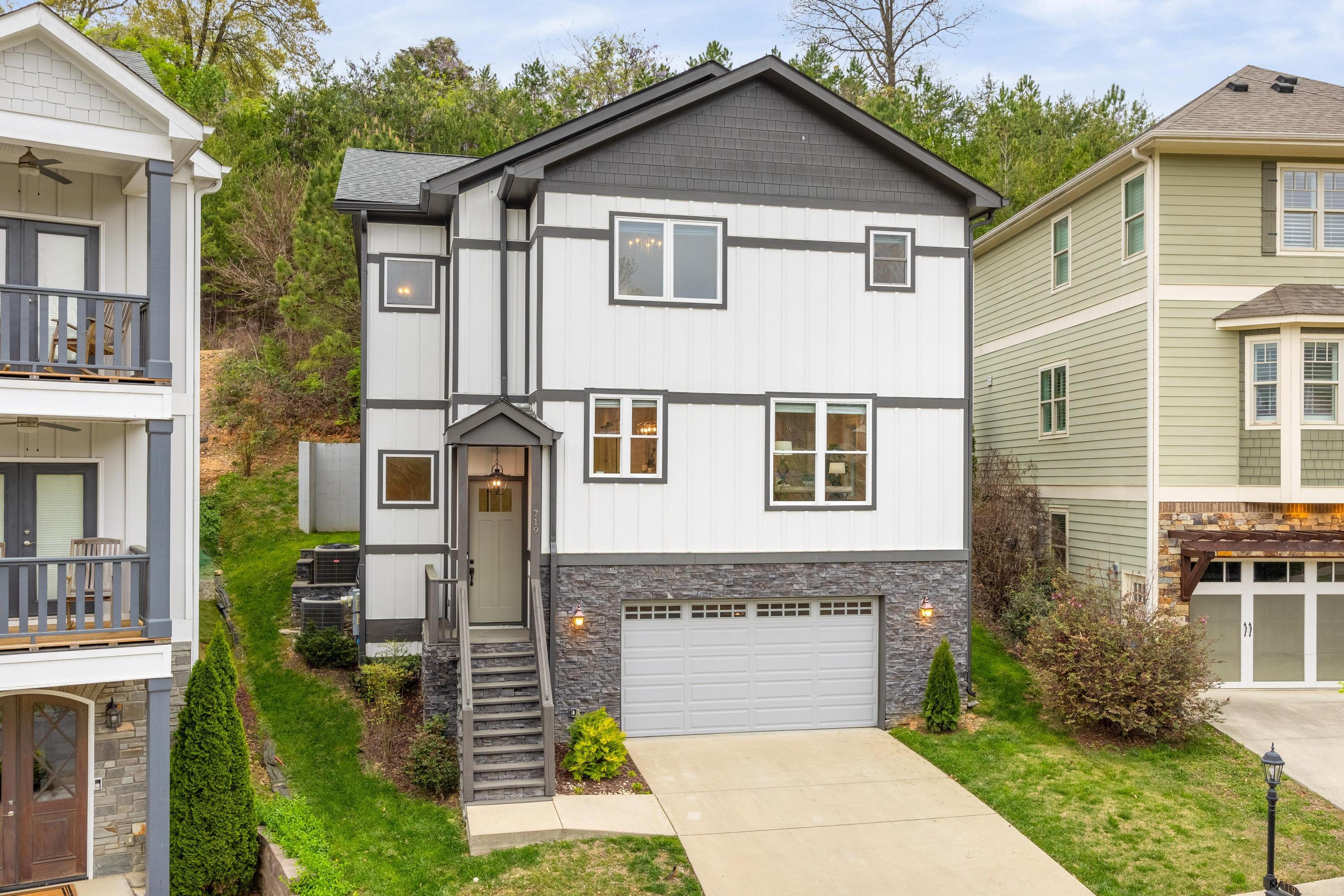 719 Gatti Lane