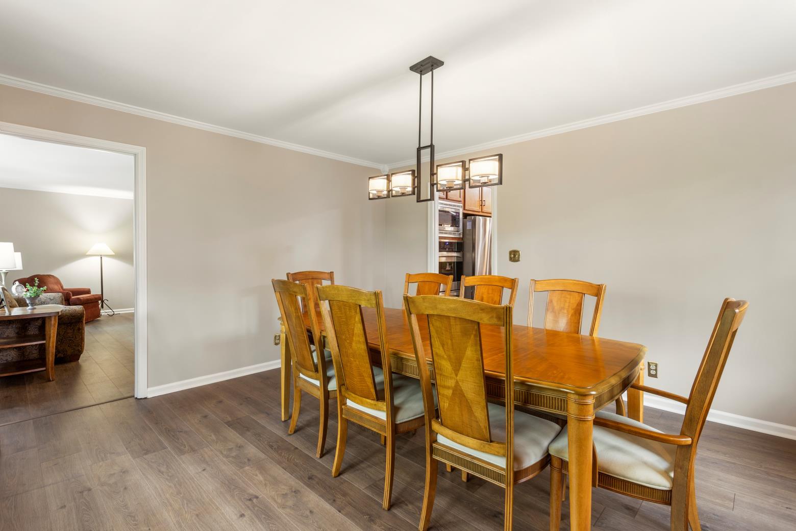 5700 Queen Mary Lane