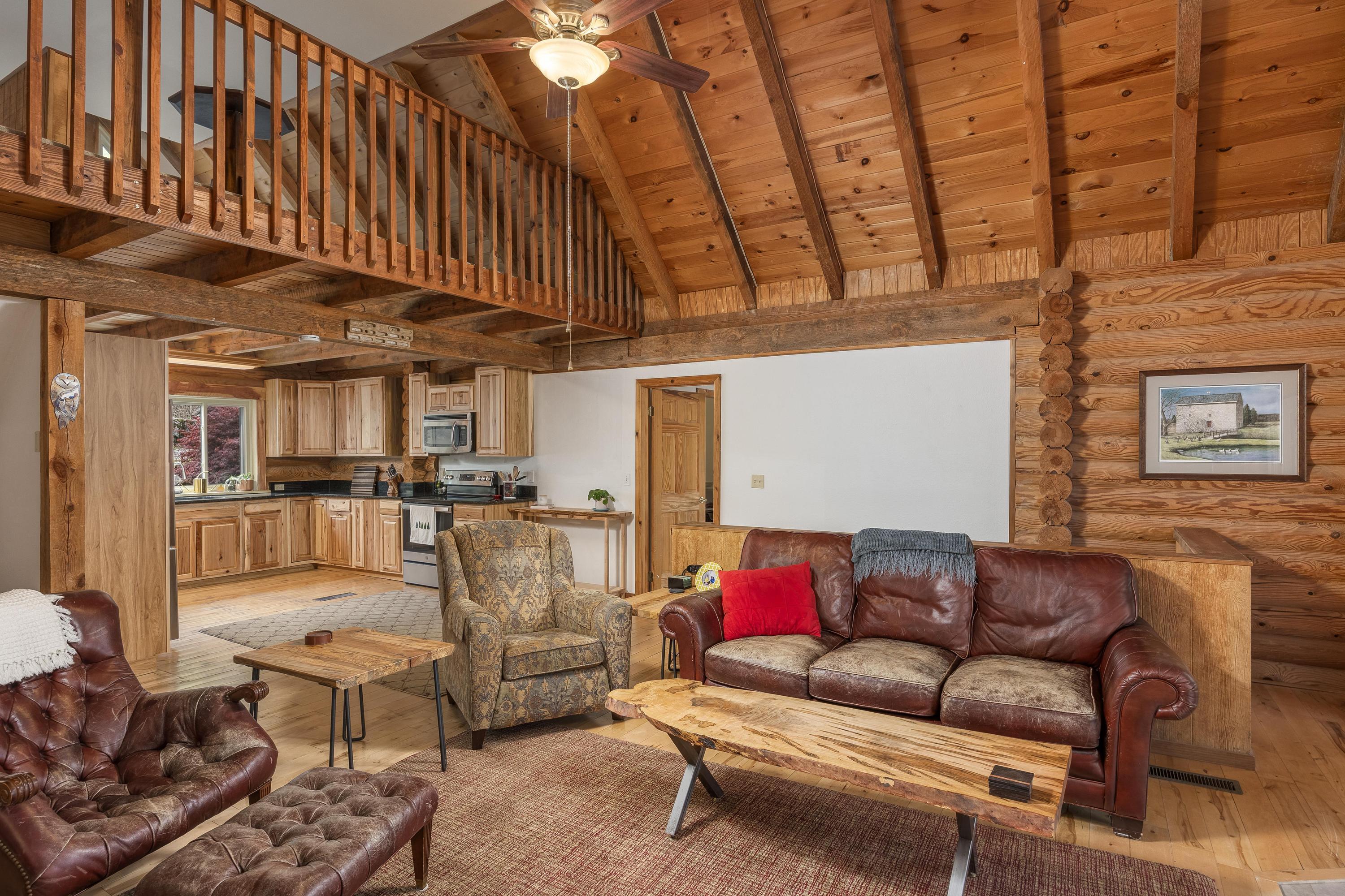 417 Holder Ln