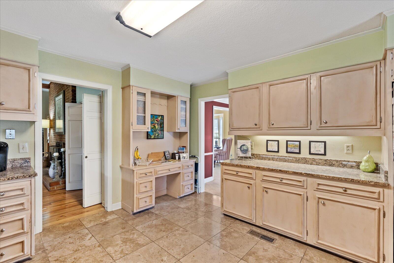 313 Masters Road