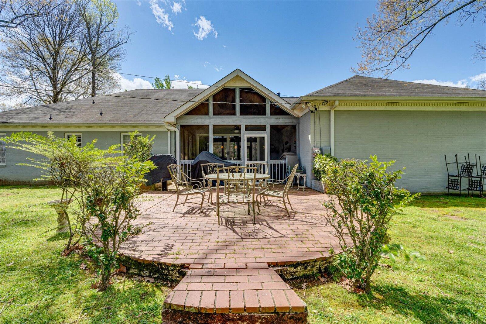 313 Masters Road