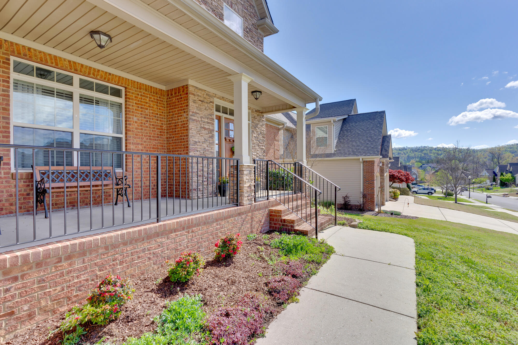9542 Hastings Way