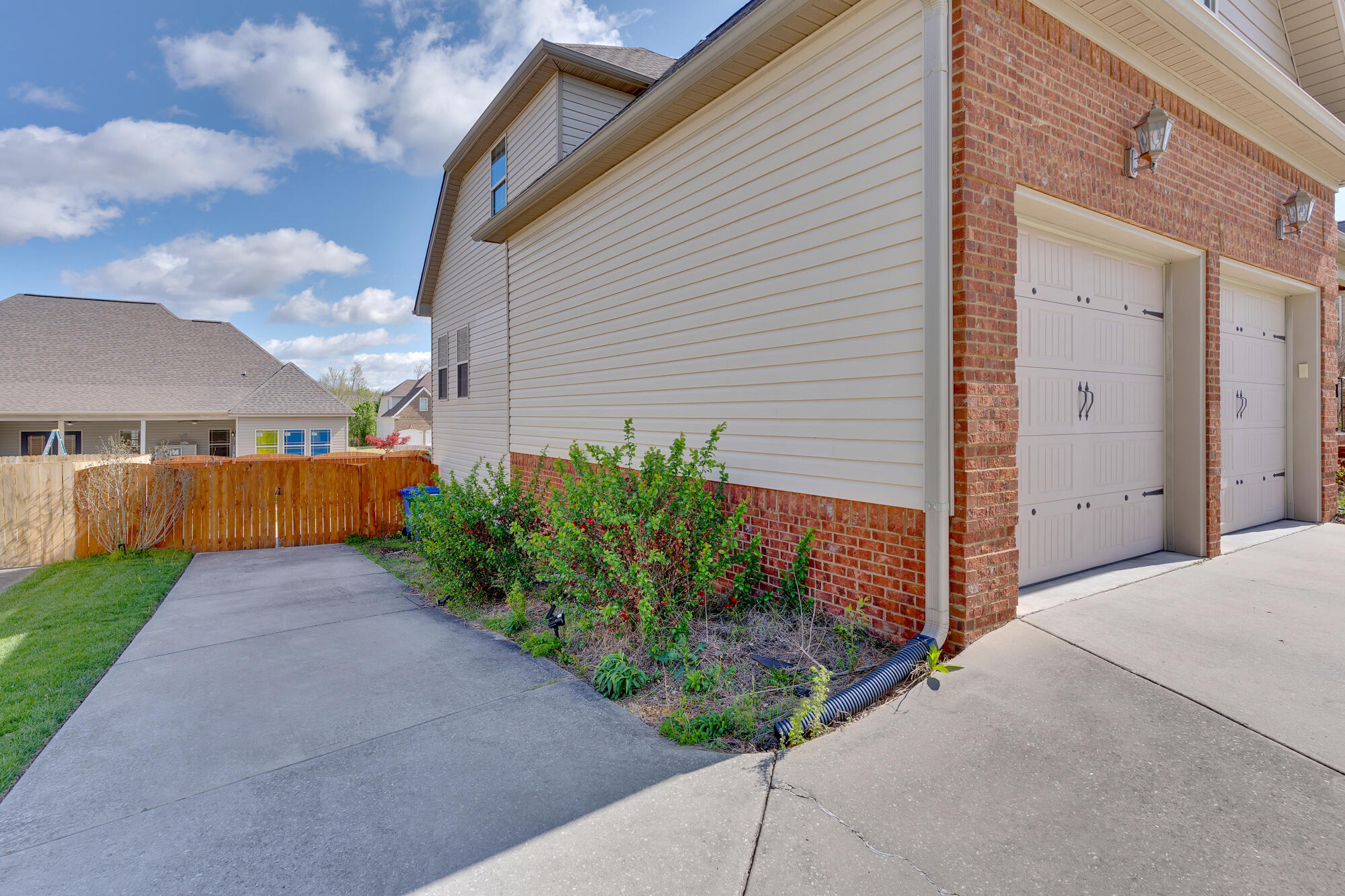 9542 Hastings Way